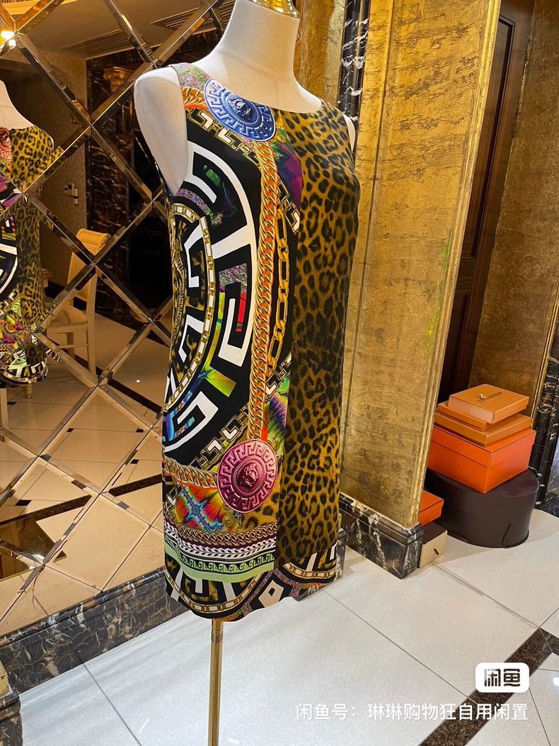 Versace Versace Baroque classic logo leopard print dress Size M / US 6-8 / IT 42-44 - 3 Thumbnail