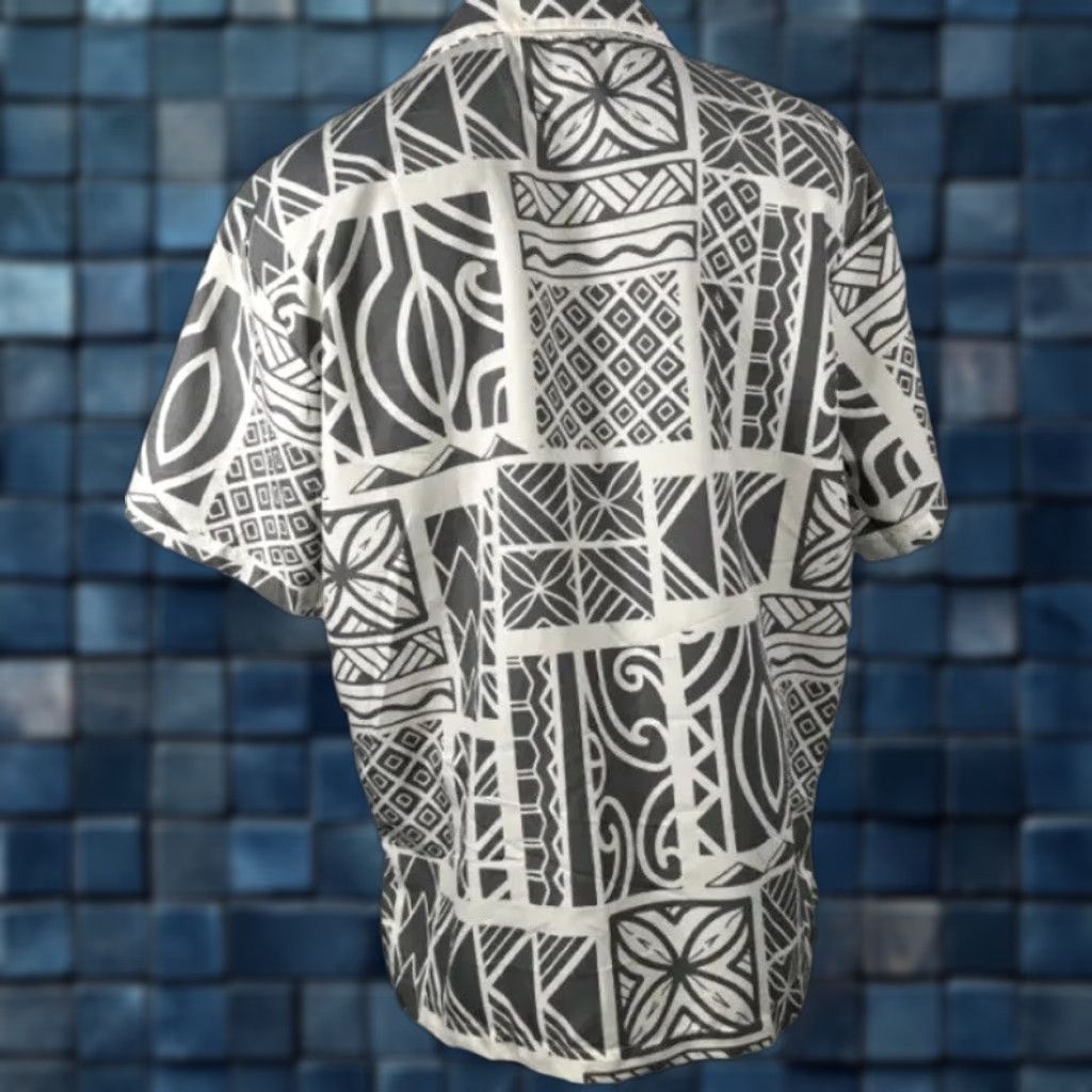 Vintage VINTAGE Makani Hawaii Mens Button-Up Shirt Short Sleeve Grey M Hawaiian Wool Microfiber Size US M / EU 48-50 / 2 - 1 Thumbnail