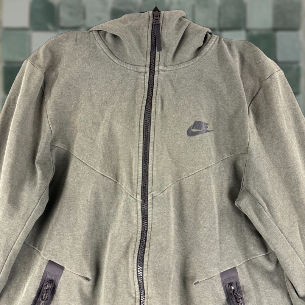 Nike **Nike Tech Fleece Windrunner Hoodie Mens Medium Green Full Zip** User: Nike Tech Fleece Windrunner Hoodie Mens Medium Green Full Zip Size US M / EU 48-50 / 2 - 1 Thumbnail
