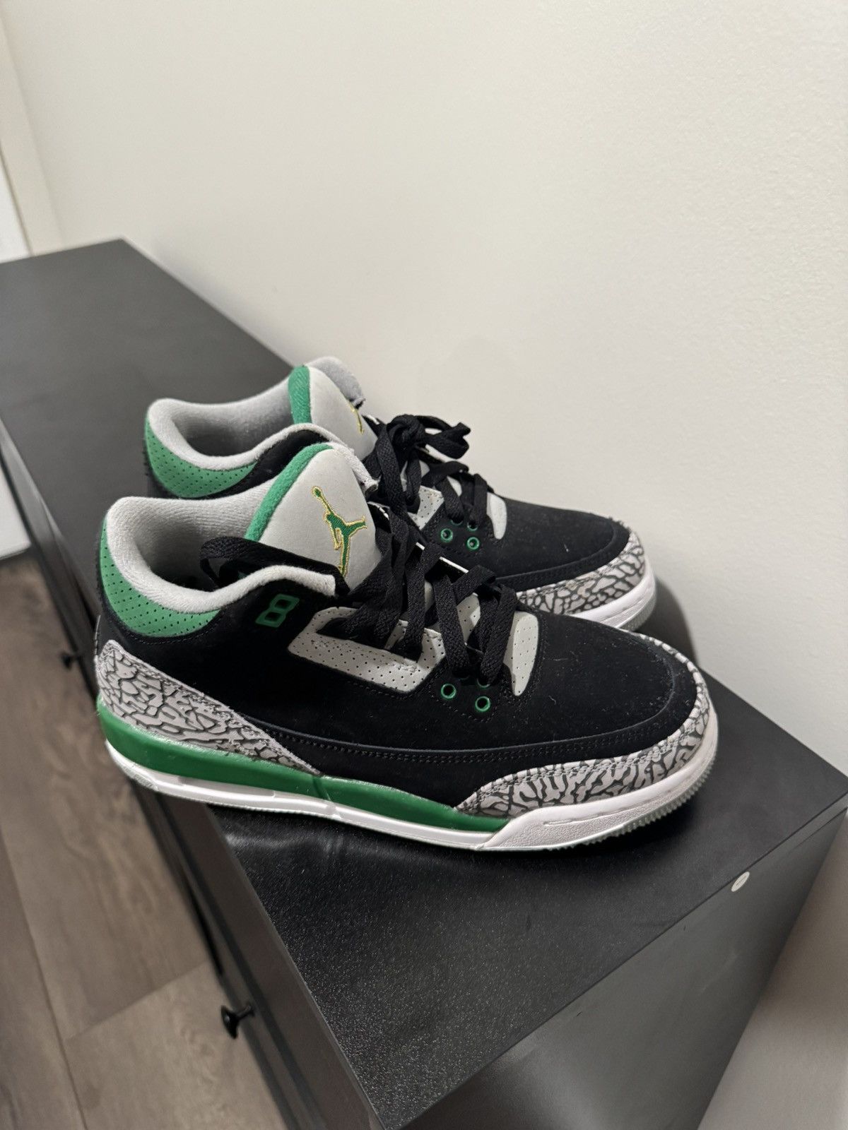Jordan Brand × Nike Jordan 3 Retro Pine Green (Gs) Size US 7 / EU 40 - 5 Thumbnail
