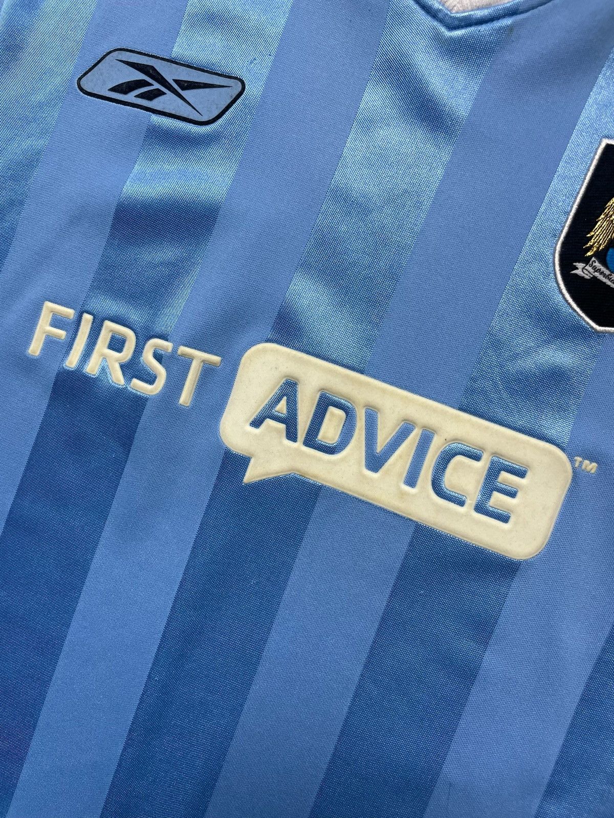 Reebok × Vintage Vintage Reebok Manchester City soccer jersey size L blue Size US L / EU 52-54 / 3 - 7 Thumbnail