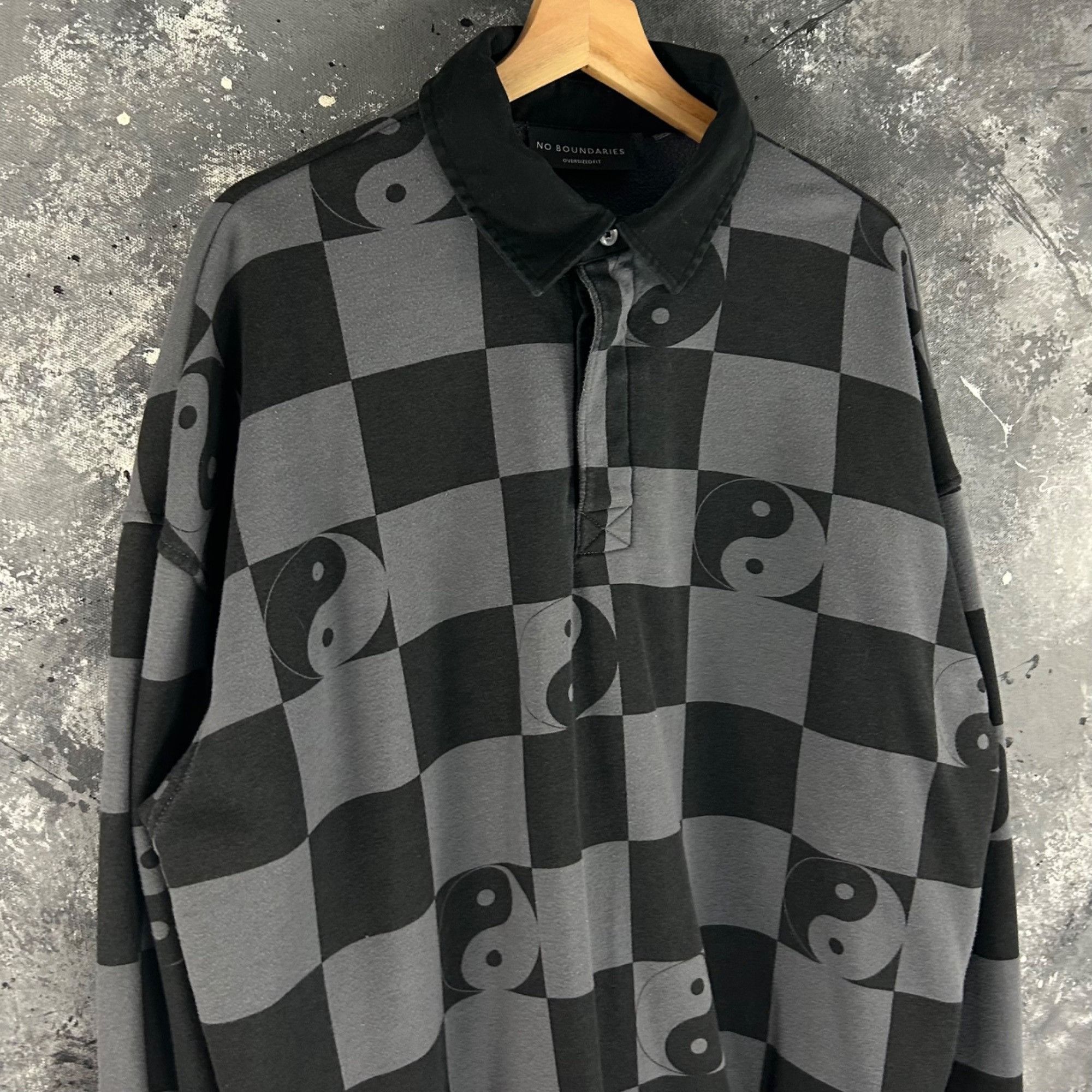 Vintage No Boundaries checkered yin yang rugby Size US L / EU 52-54 / 3 - 2 Thumbnail