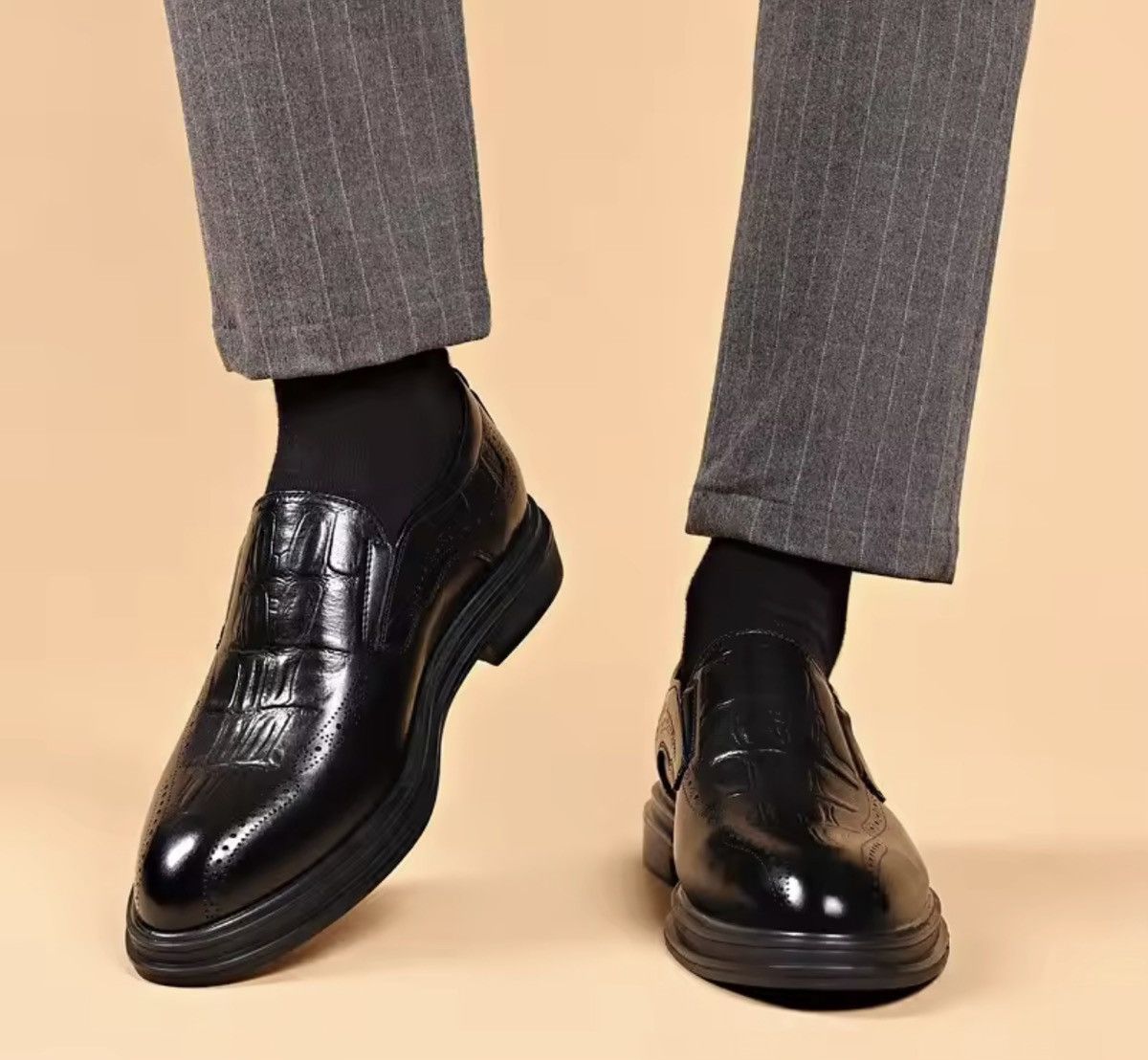 Japanese Brand Crocodile Embossed Slip-On Loafer Dress Shoe Size US 5.5 / EU 38 - 3 Thumbnail