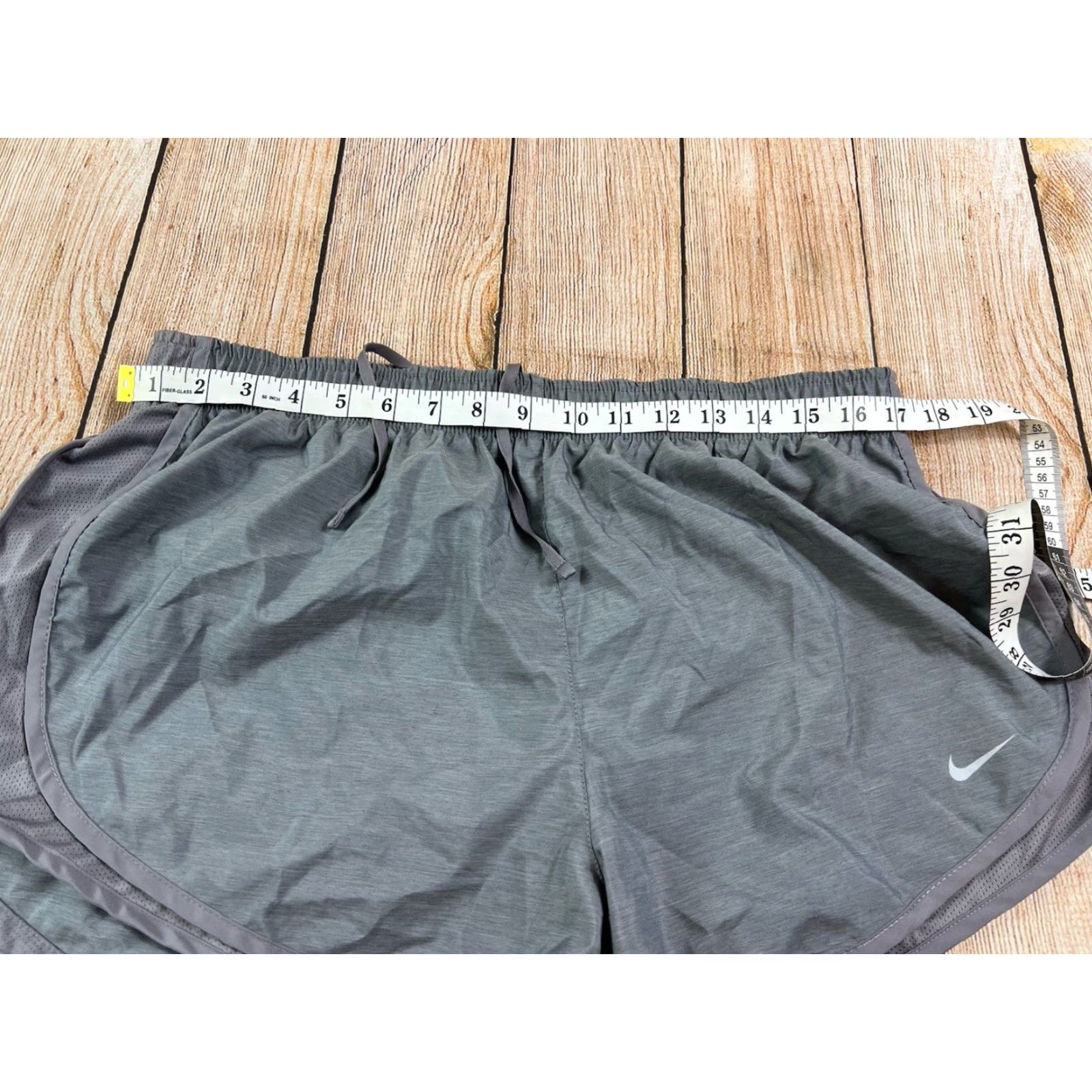 Nike Nike Women's Dri Fit Tempo Mid Rise Lined Running Shorts CU8890-067 XL Gray Athletic Activewear Size 40" / US 18 - 4 Thumbnail