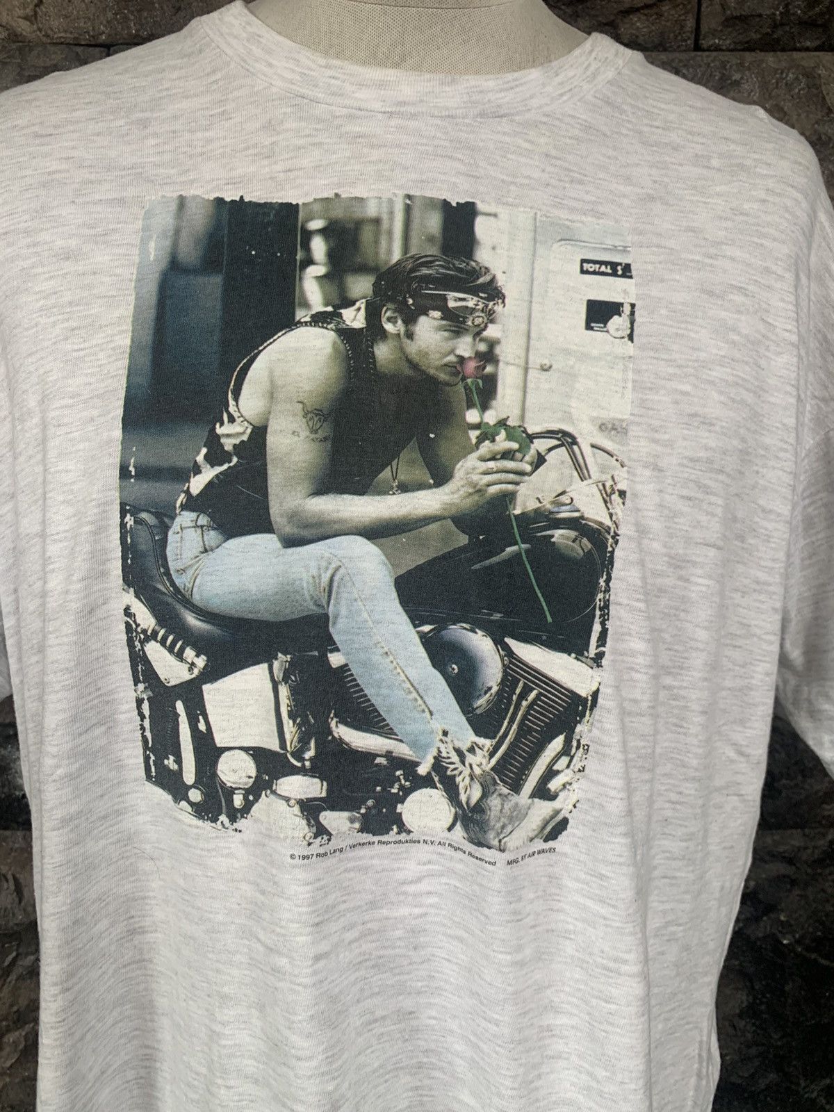 Vintage Vintage 1997 Rob Lang Photographer / Photo T shirt Size US L / EU 52-54 / 3 - 2 Thumbnail