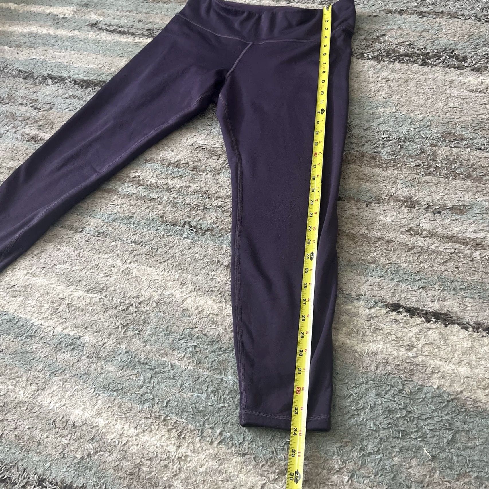 Athleta Athleta Leggings Women Burgundy Size L Stash Pocket Stretch Ankle Athletic Gym Yoga Activewear Size 36" / US 14 / IT 50 - 4 Thumbnail