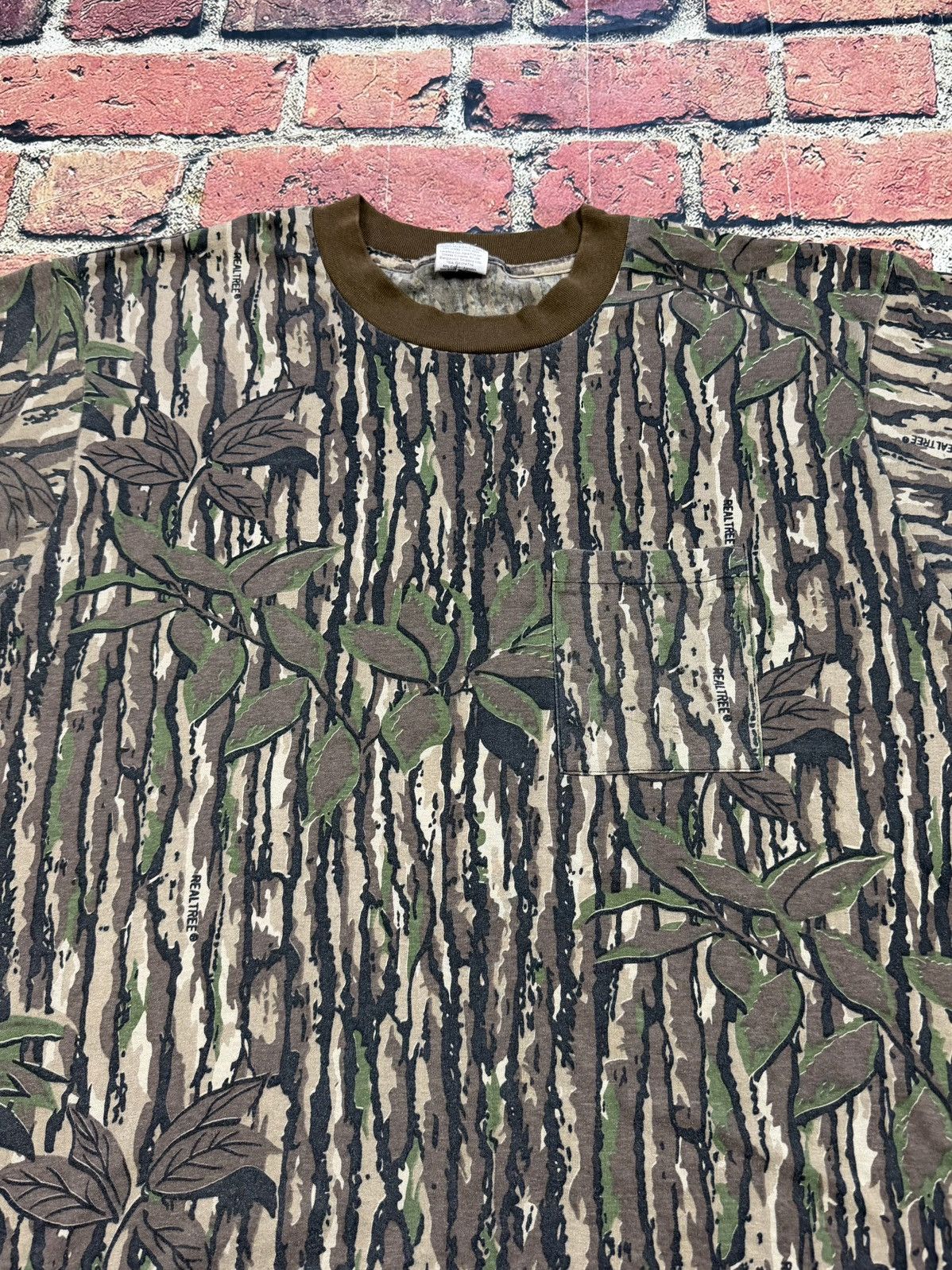 Realtree Vintage RealTree Camo Blank Pocket Tee Single Stitch Boxy Size US XL / EU 56 / 4 - 4 Thumbnail
