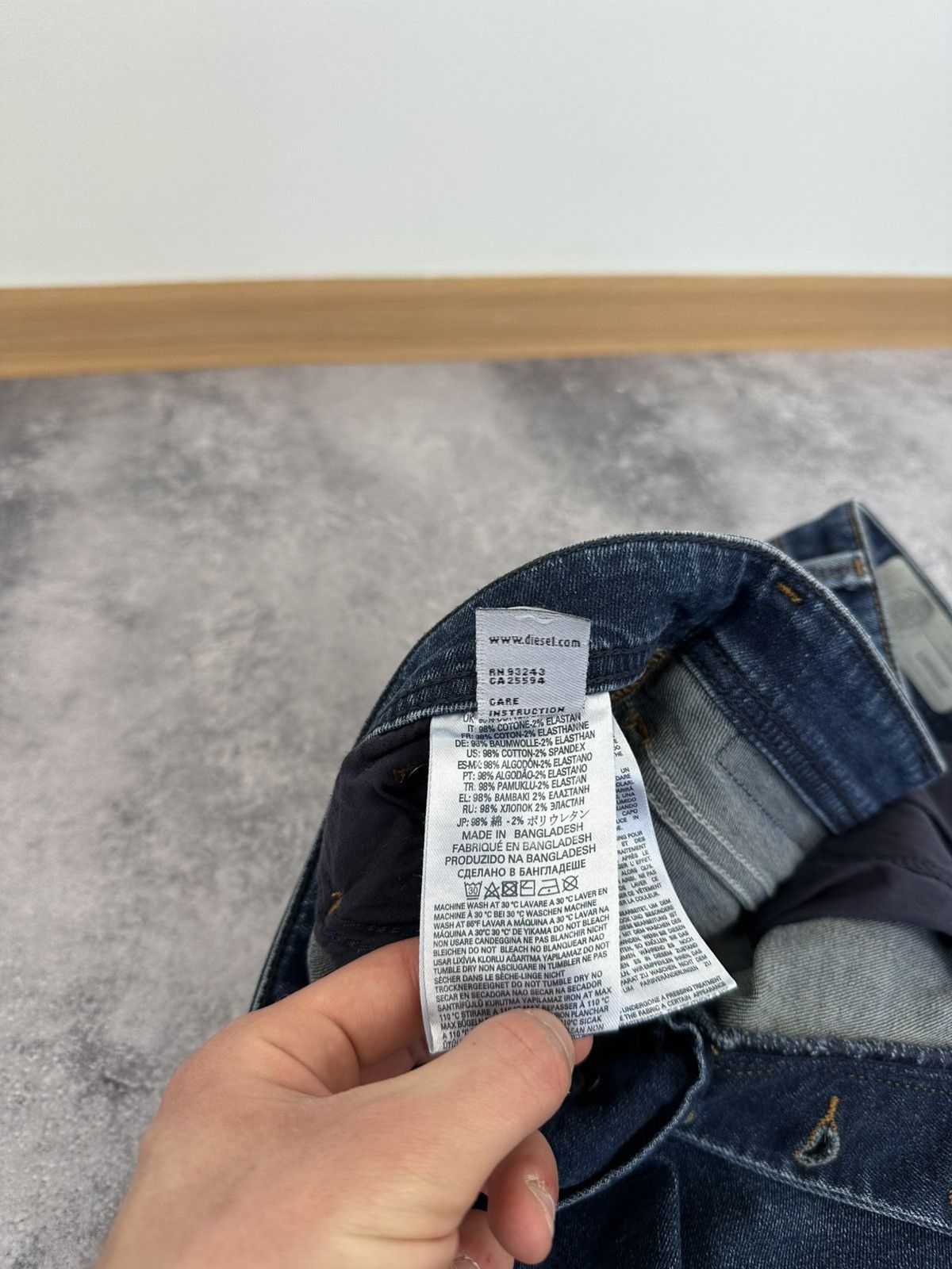 Diesel Vintage Diesel Avant Garde Designer Straight Larkee Jeans Size US 32 / EU 48 - 18 Thumbnail