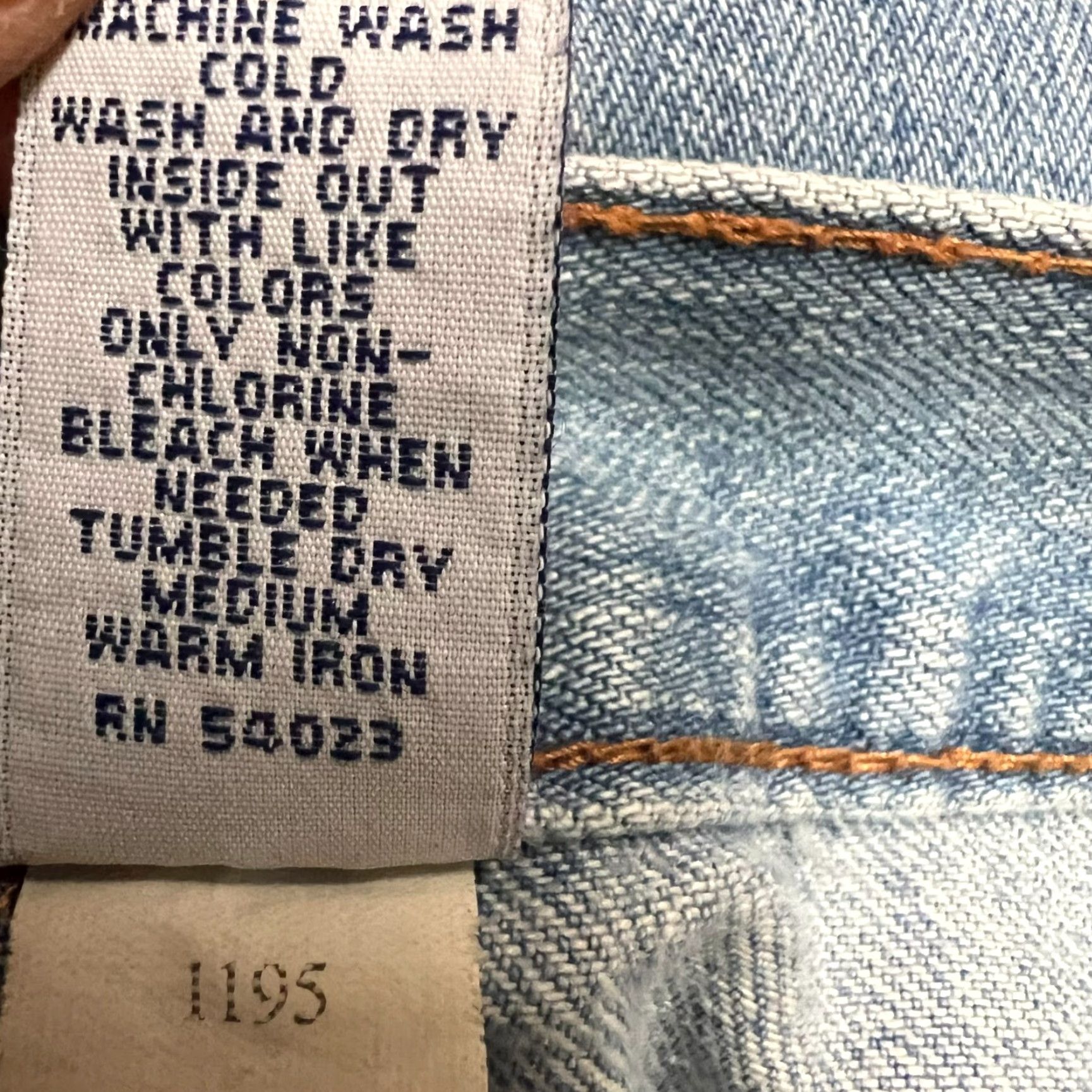 Old Navy Old Navy Skirt Womens 8 Blue Denim Carpenter Mini Size 30" / US 8 / IT 44 - 6 Thumbnail