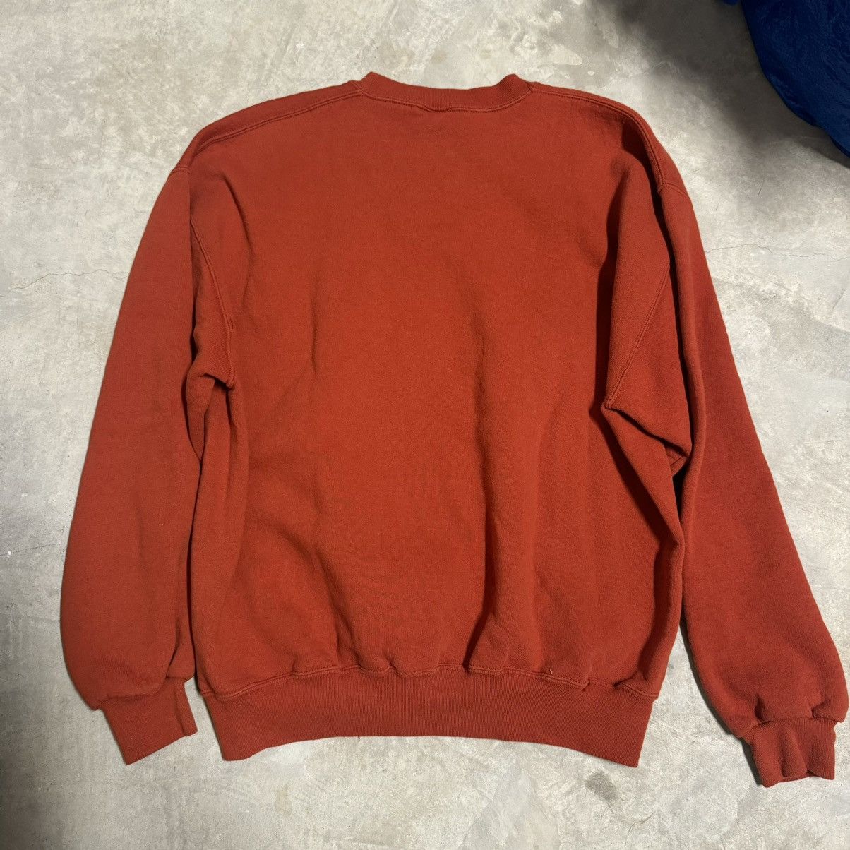 Russell Athletic × Vintage vintage 90s Y2K Russell athletic burnt orange blank crewneck Size US XL / EU 56 / 4 - 2 Thumbnail