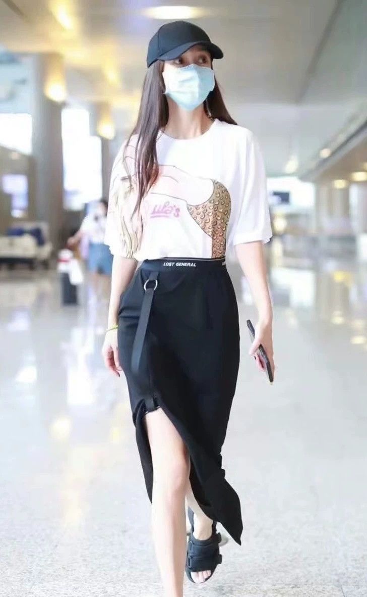 Loewe LOEWE Mermaid short-sleeved T-shirt Size XS / US 0-2 / IT 36-38 - 2 Thumbnail