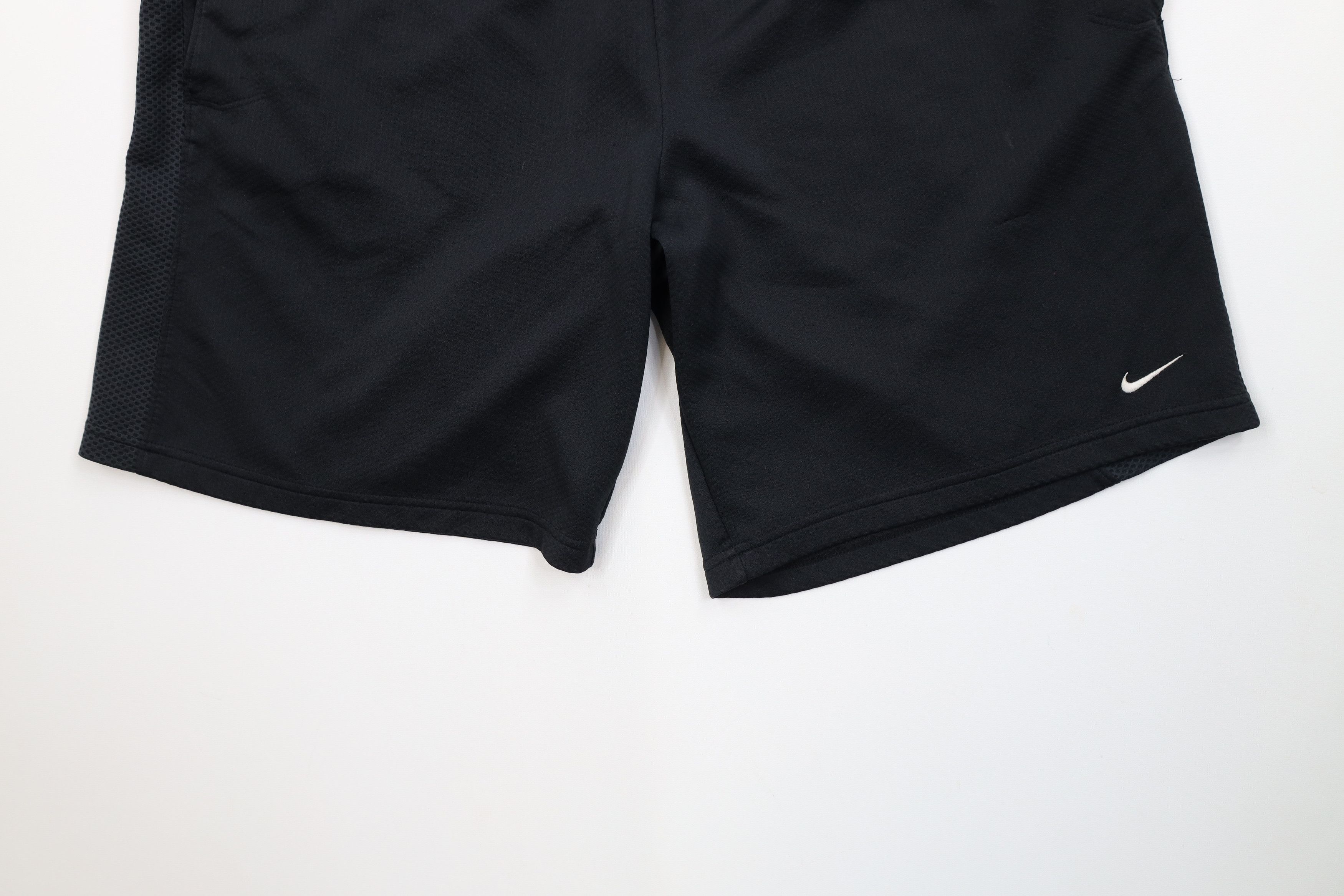 Nike Vintage Y2K Nike Mini Swoosh Above Knee Thermal Knit Shorts Size US 34 / EU 50 - 4 Thumbnail