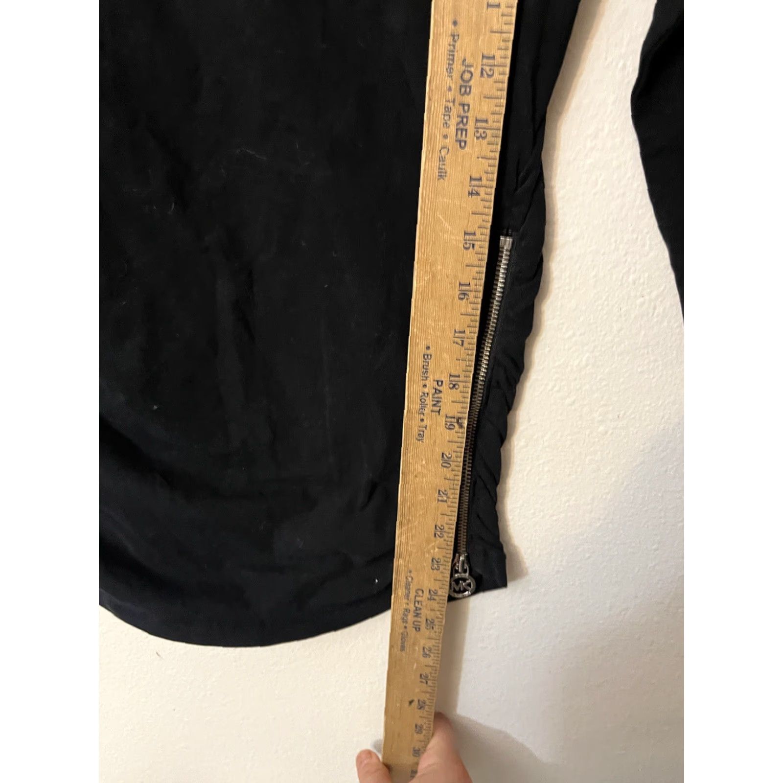 Michael Kors Michael Kors Blouse Women's Basic Pleated 3/4 Sleeve Black S Casual Top Size S / US 4 / IT 40 - 4 Thumbnail