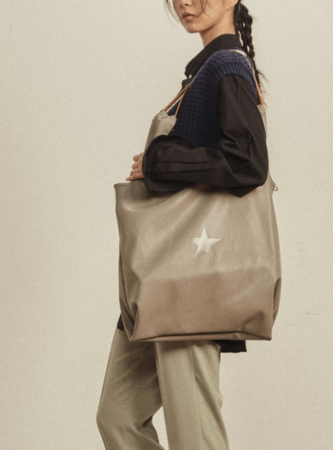 Converse 🇯🇵CONVERSE TOKYO FAKE-LEATHER 2WAY SHOPPING BAG Size ONE SIZE - 1 Thumbnail