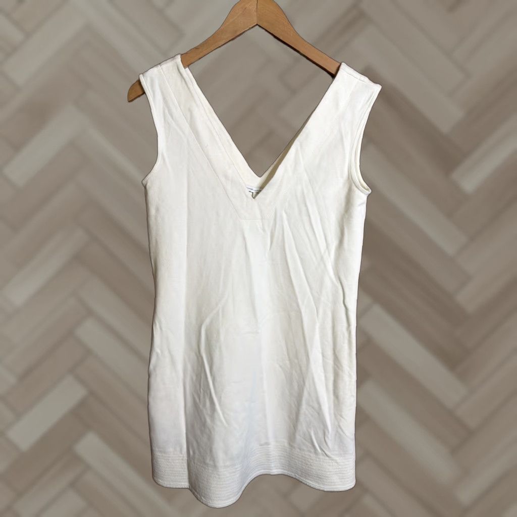 Diane von Furstenberg Diane von Furstenberg Dress Solid White Viscose Blend Size 2 - Short Sleeveless Round Neck Zip Womens Fit & Flare, Dry Clean Only Size XS / US 0-2 / IT 36-38 - 1 Thumbnail