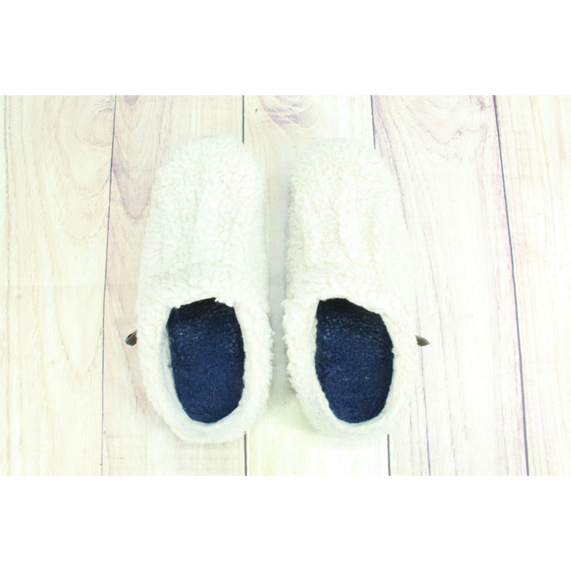 L.L. Bean LL Bean Women's Wicked Good Shearling Lined Cozy Slippers Size US 8 / IT 38 - 7 Thumbnail