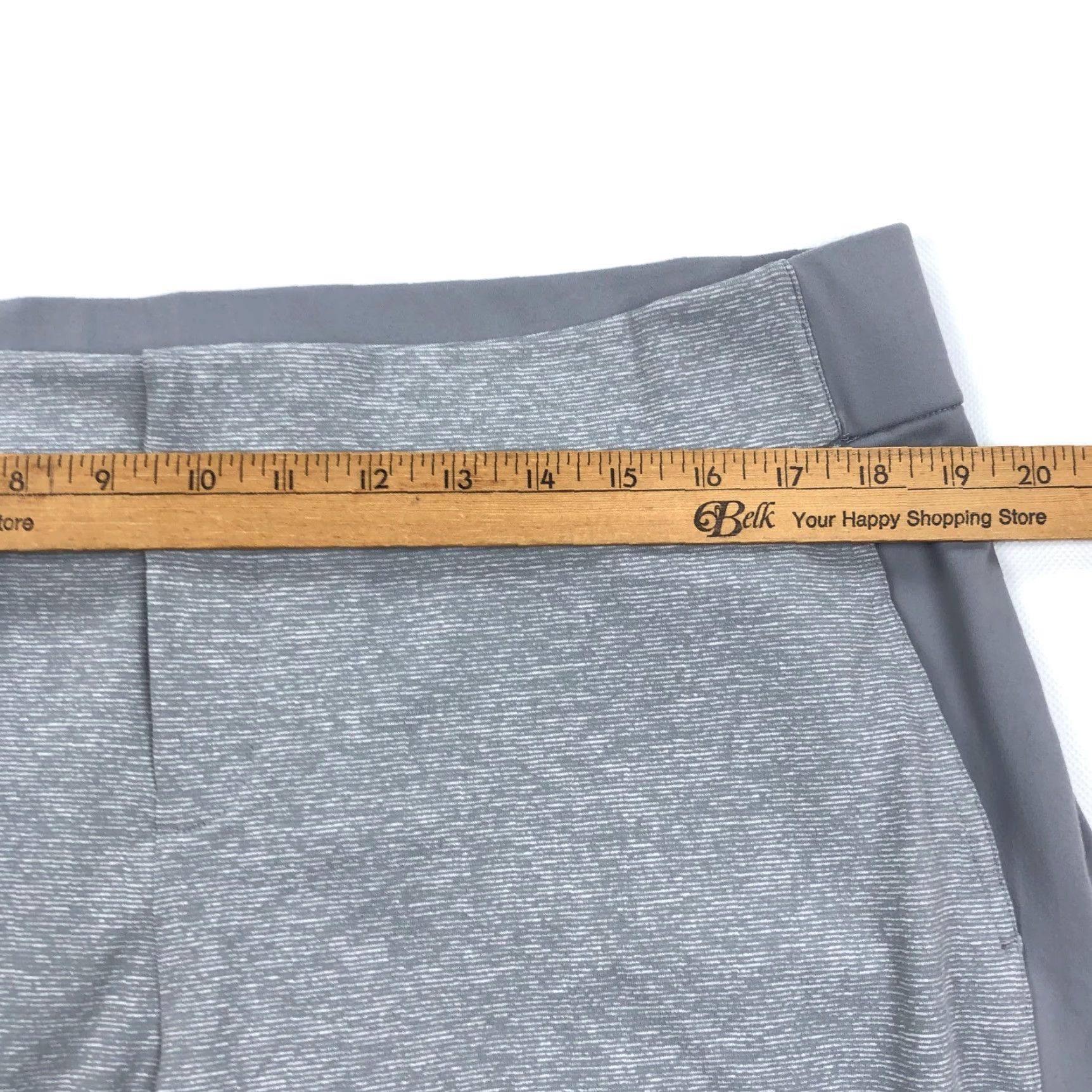 Under Armour Under Armour Women’s HeatGear Loose Fit Activewear Jogger Pants Grey XL Size 40" / US 18 - 7 Thumbnail