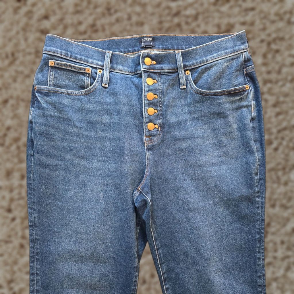 J.Crew J.CREW Jeans Womens 33 Petite Blue Denim Essential Straight Button Fly Casual Regular Petite 5-Pocket Design Jeans Blue? Size 24" / US 00 / IT 34 - 1 Thumbnail