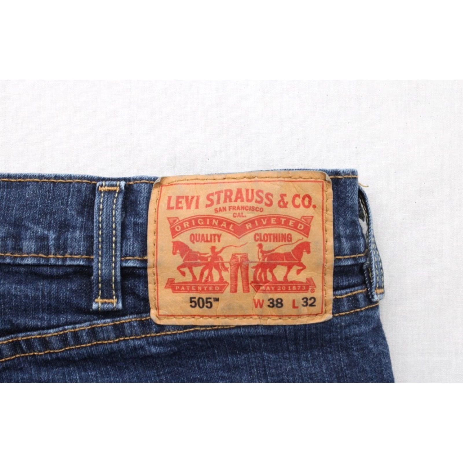 Levi's Levi's 505 Jeans Men's 38x32 Blue Denim Cotton Blend Straight Leg Regular Fit Size US 38 / EU 54 - 7 Thumbnail