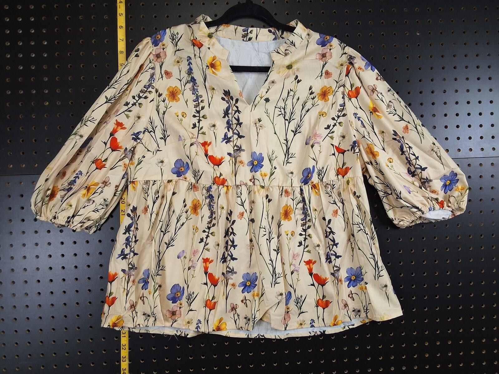 Other Chic Floral Puff Sleeve Peplum Blouse - 1XL Size XL / US 12-14 / IT 48-50 - 1 Thumbnail
