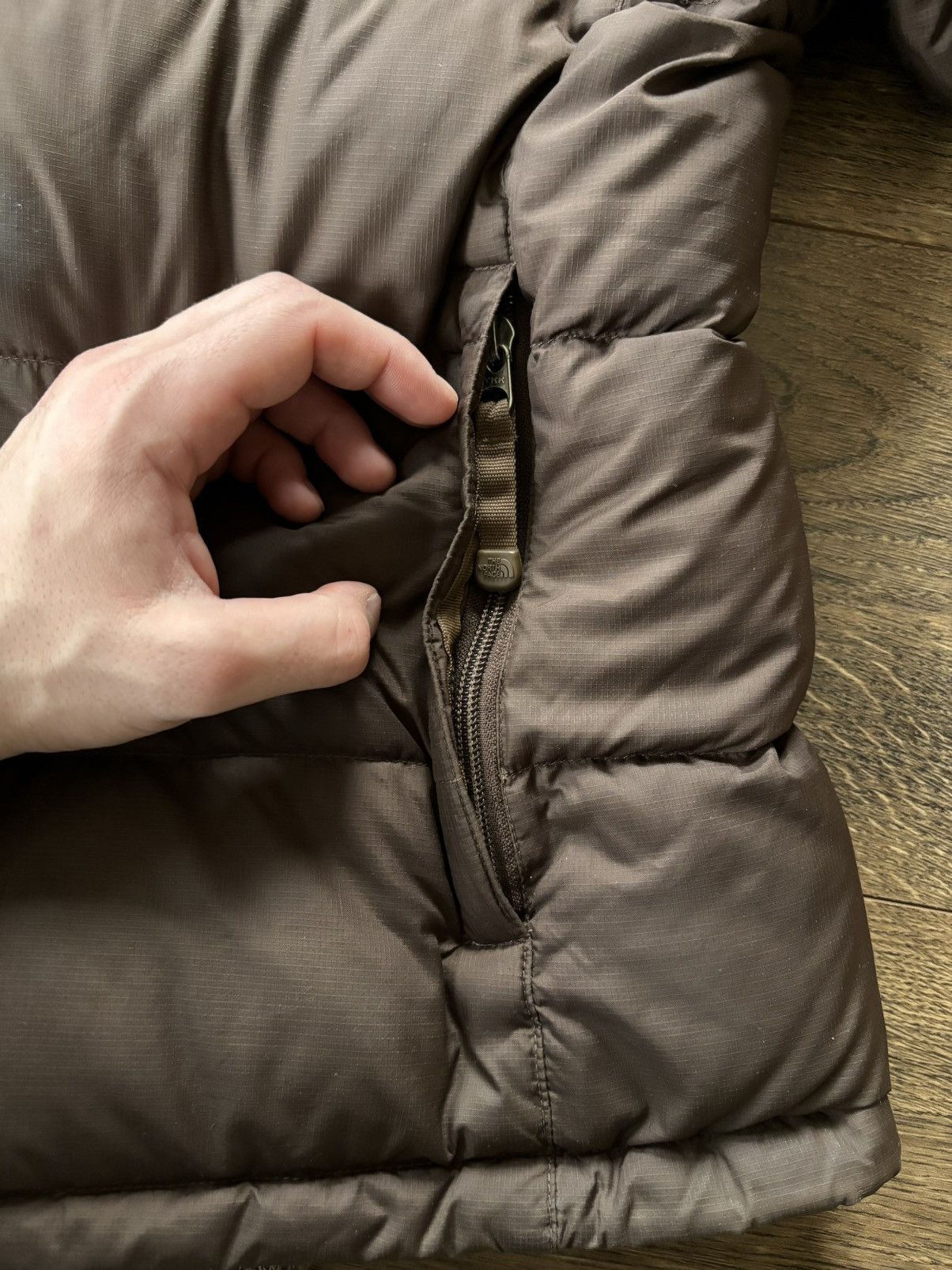 The North Face × Vintage Vintage North Face 700 Puffer Jacket Brown WOMENS Medium Size M / US 6-8 / IT 42-44 - 9 Thumbnail