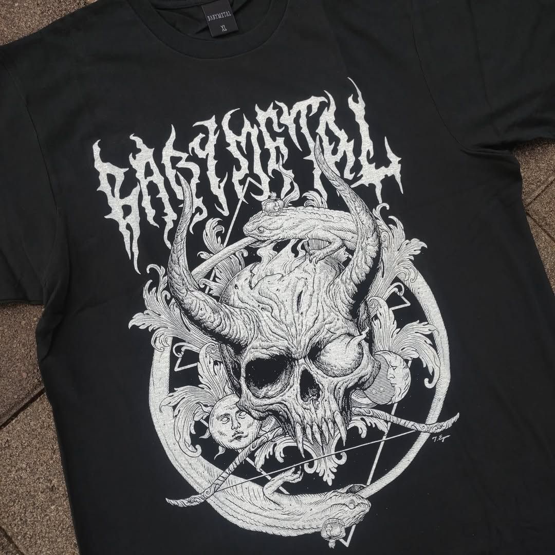 Band Tees BABYMETAL Legend M MOAMETAL 2019 Brand New Tee Size US XL / EU 56 / 4 - 5 Thumbnail