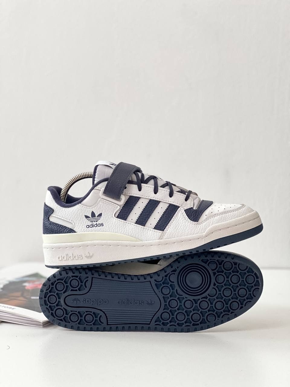Adidas Adidas Forum Low Size US 10.5 / EU 43-44 - 1 Thumbnail