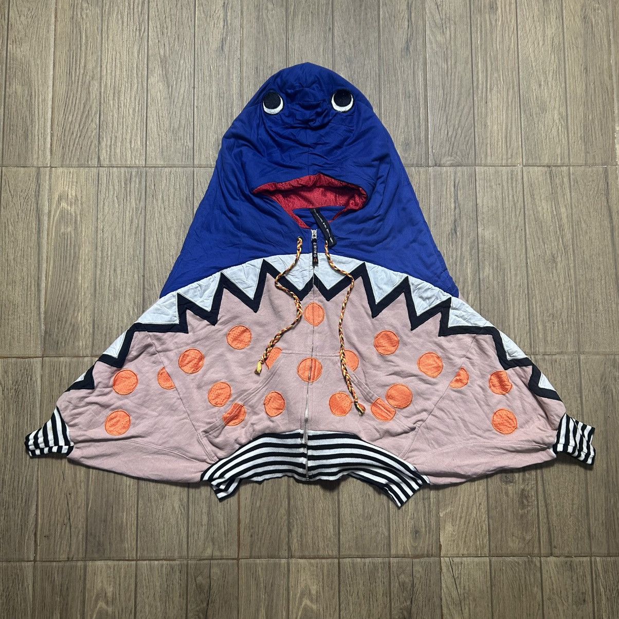 mercibeaucoup 2000s Mercibeaucoup - Shark Crop Hoodie Size L / US 10 / IT 46 - 1 Thumbnail
