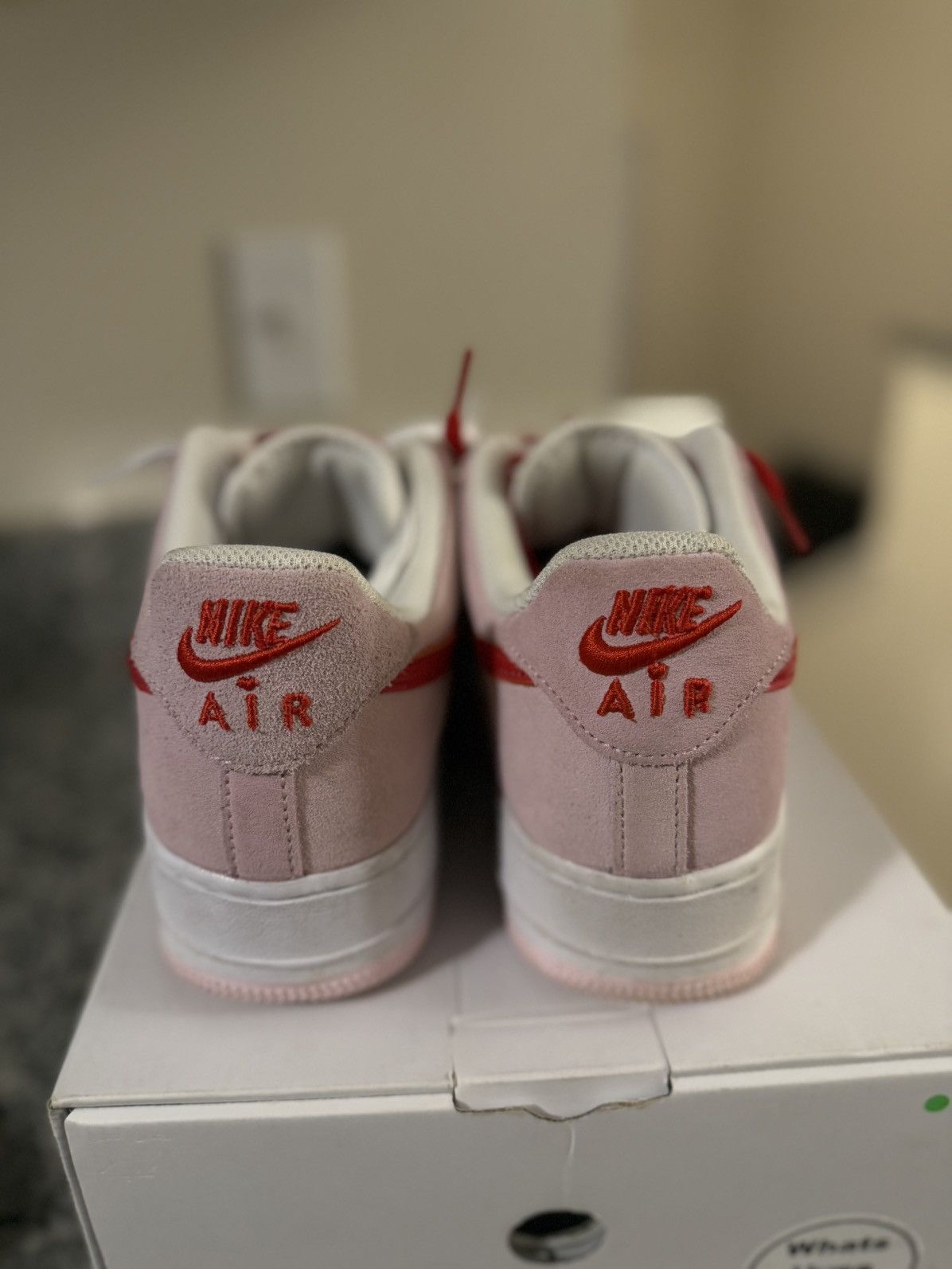 Nike Nike Valentines Day Air Force 1 Pink Size 9 W/ BOX Size US 9 / EU 42 - 13 Thumbnail
