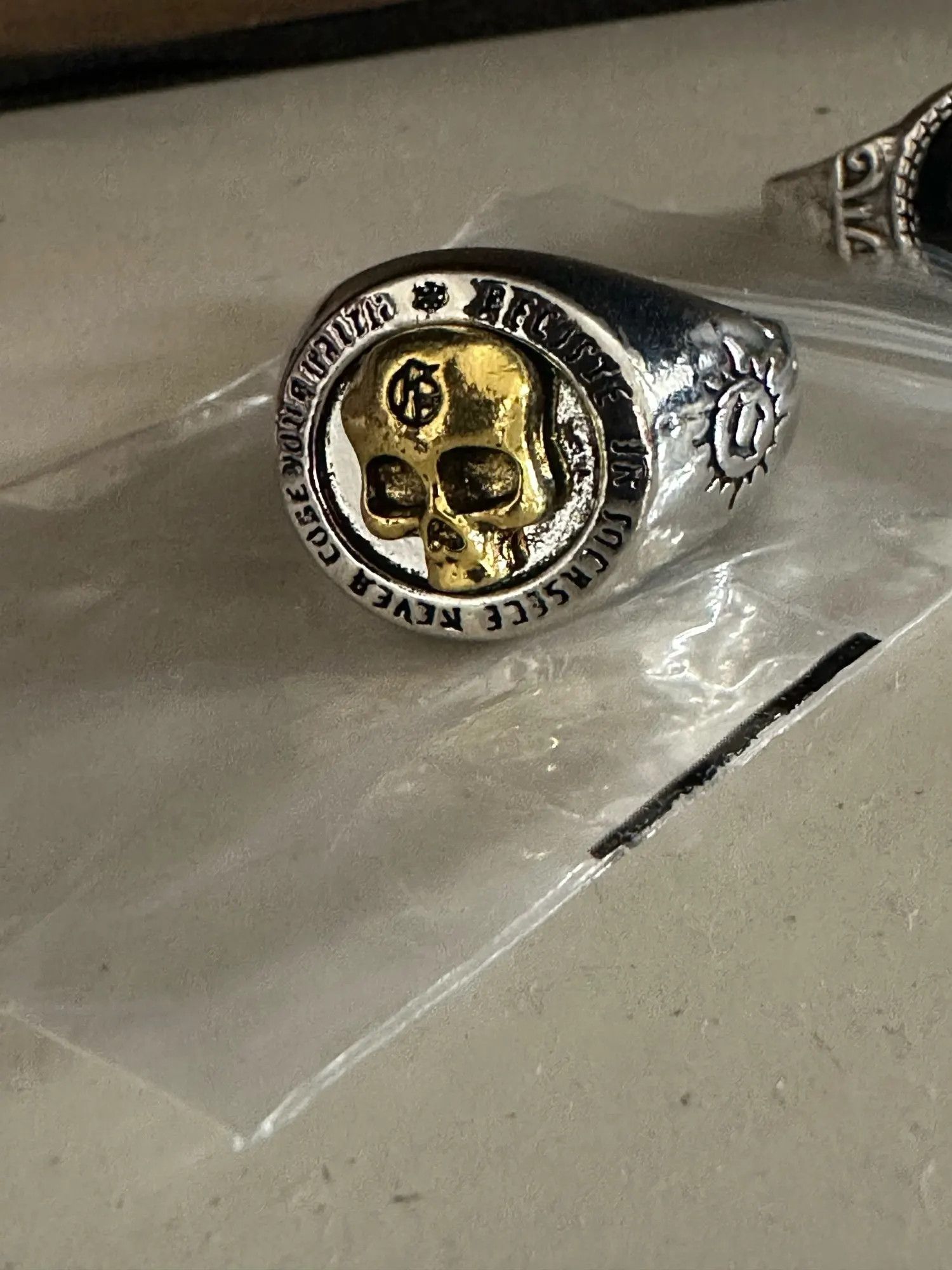 Jewelry × Vintage Classic Minimalist Skull Punk Ring Size ONE SIZE - 3 Thumbnail
