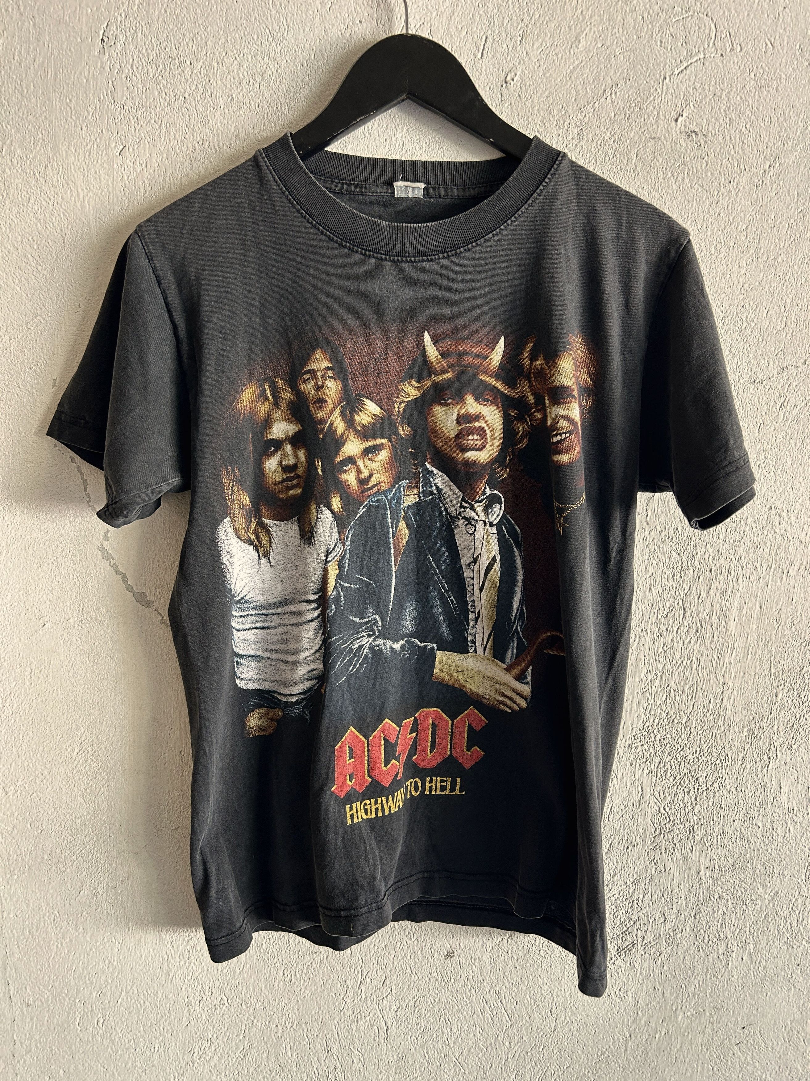 Japanese Brand ACDC Highway To Hell Band Tee Rock Vintage Style Size US M / EU 48-50 / 2 - 3 Thumbnail