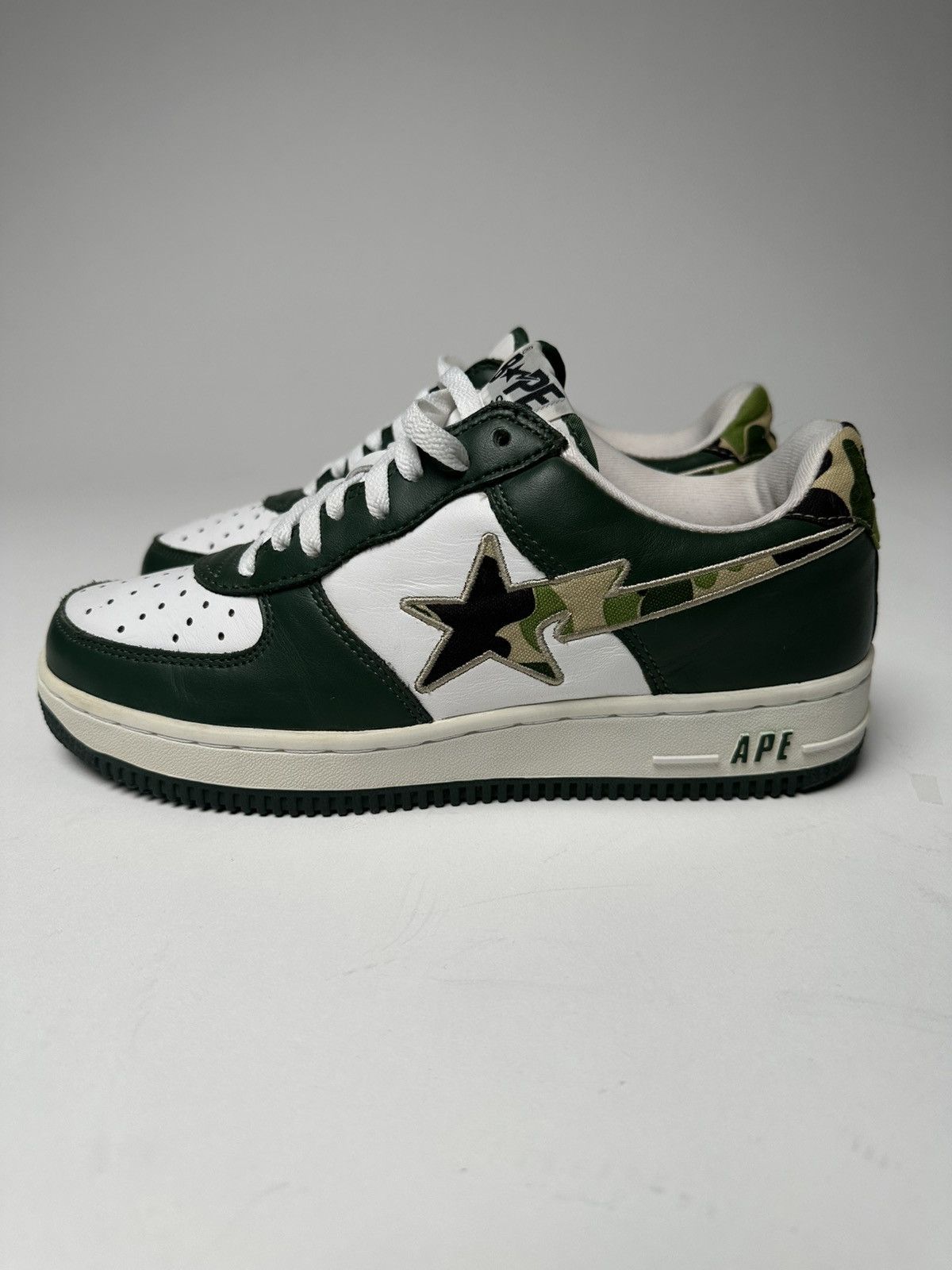 Bape RARE 2004 ABC Camo Green leather Bapesta Size US 9 / EU 42 - 1 Thumbnail