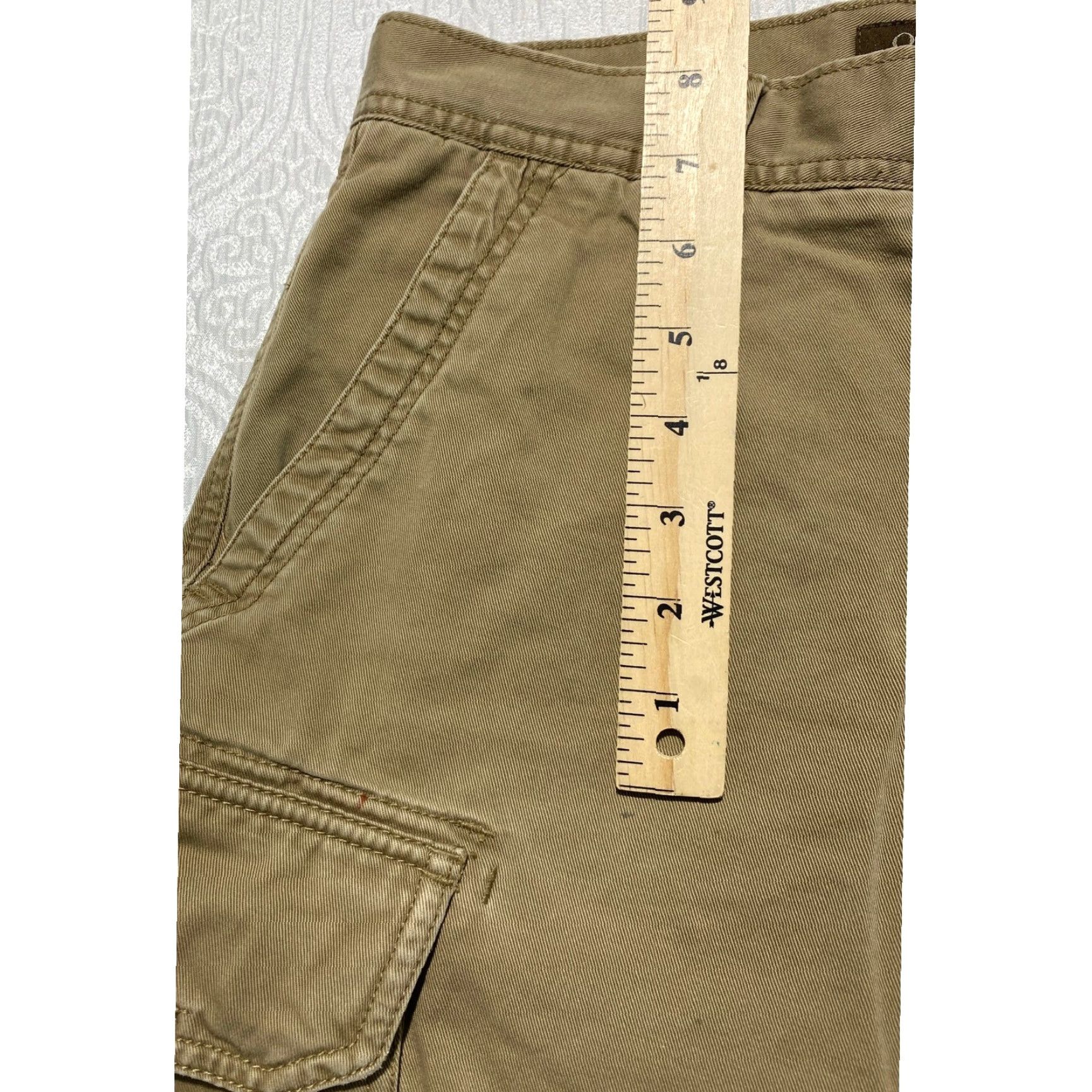 Old Navy Old Navy Cargo Shorts Mens Size 30 Khaki Tan Cotton Twill Cargo Shorts Beige Size US 30 / EU 46 - 4 Thumbnail
