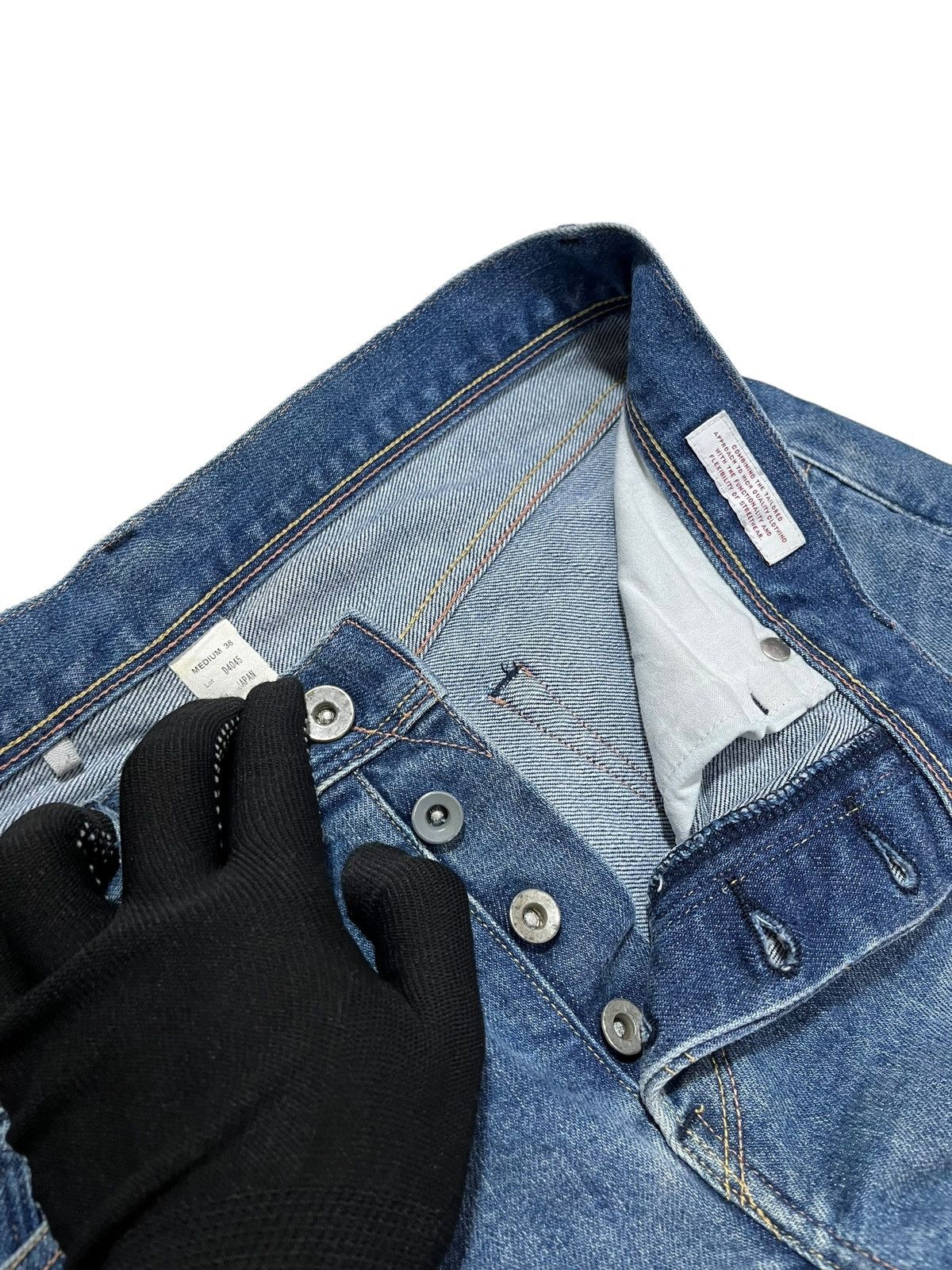 DELUXE × Japanese Brand × Vintage DELUXE JAPANESE BRAND DISTRESS DESIGN JEANS Size US 33 - 6 Thumbnail