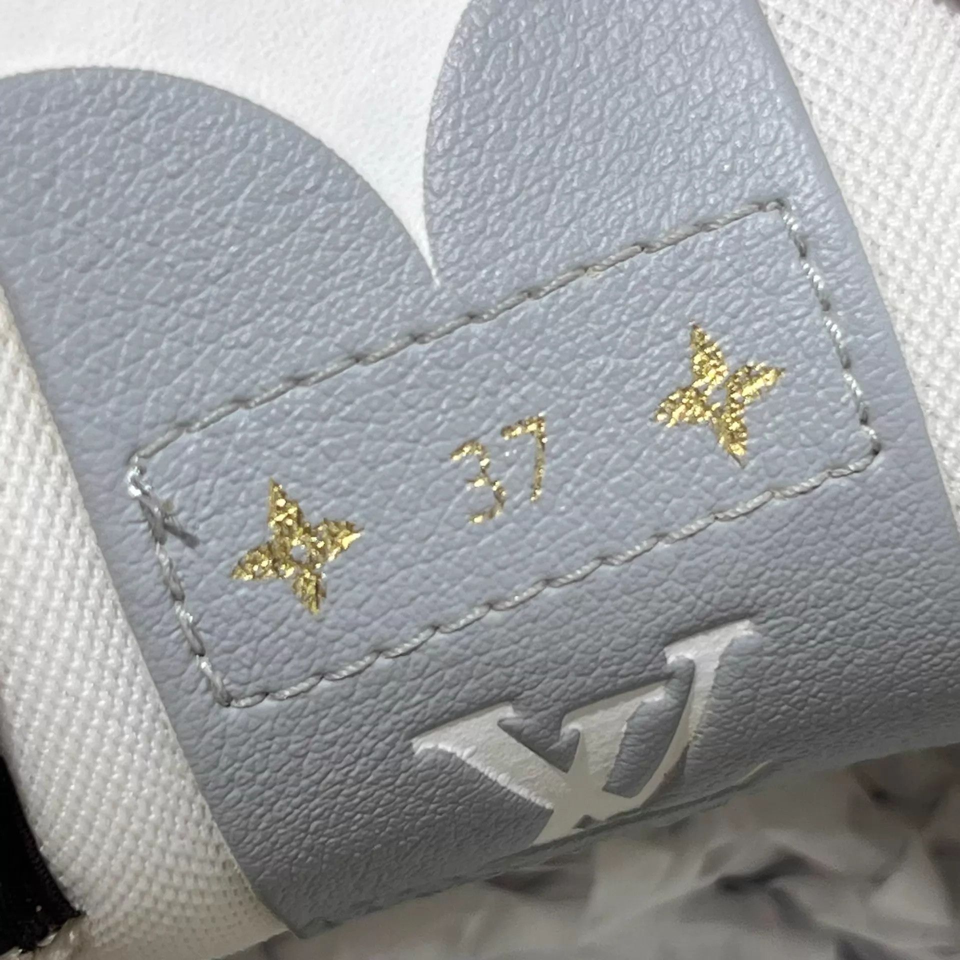 Louis Vuitton LV Charlie WB monogram sz UK3/37 new tried once Size US 6.5 / IT 36.5 - 8 Thumbnail