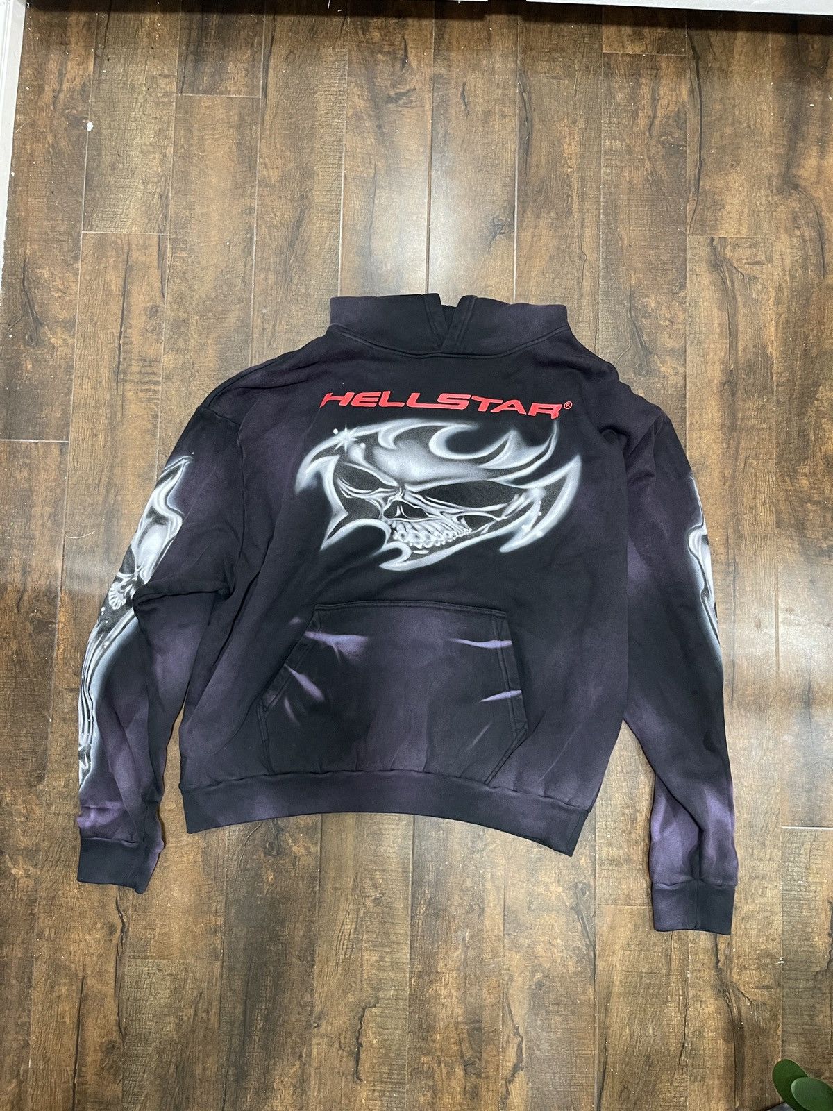 HELLSTAR Hellstar Airbrushed Skull Black XL Hoodie | Grailed