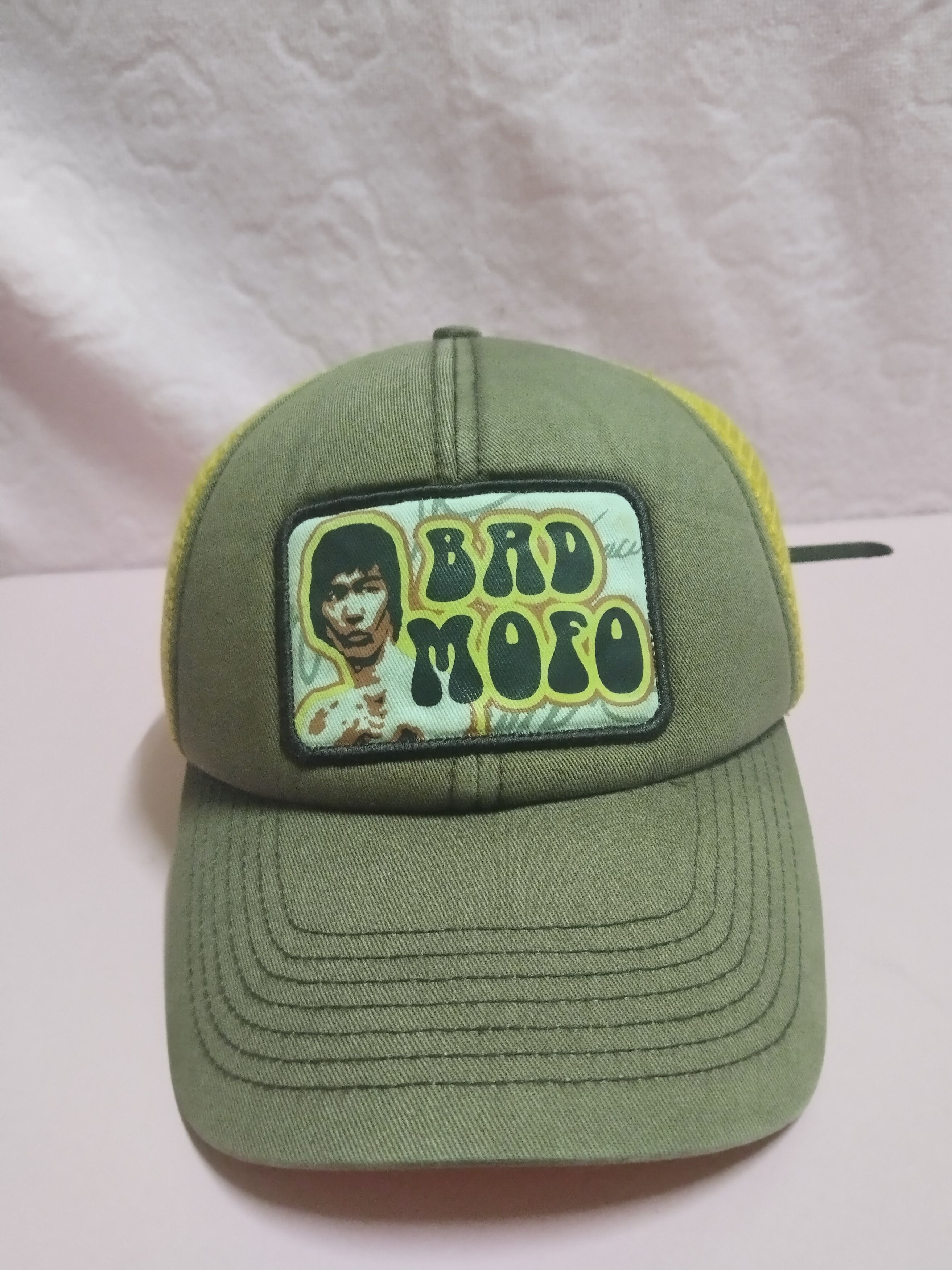 Japanese Brand VINTAGE BRUCE LEE BAD MOFO TRUCKER HAT Size ONE SIZE - 1 Thumbnail