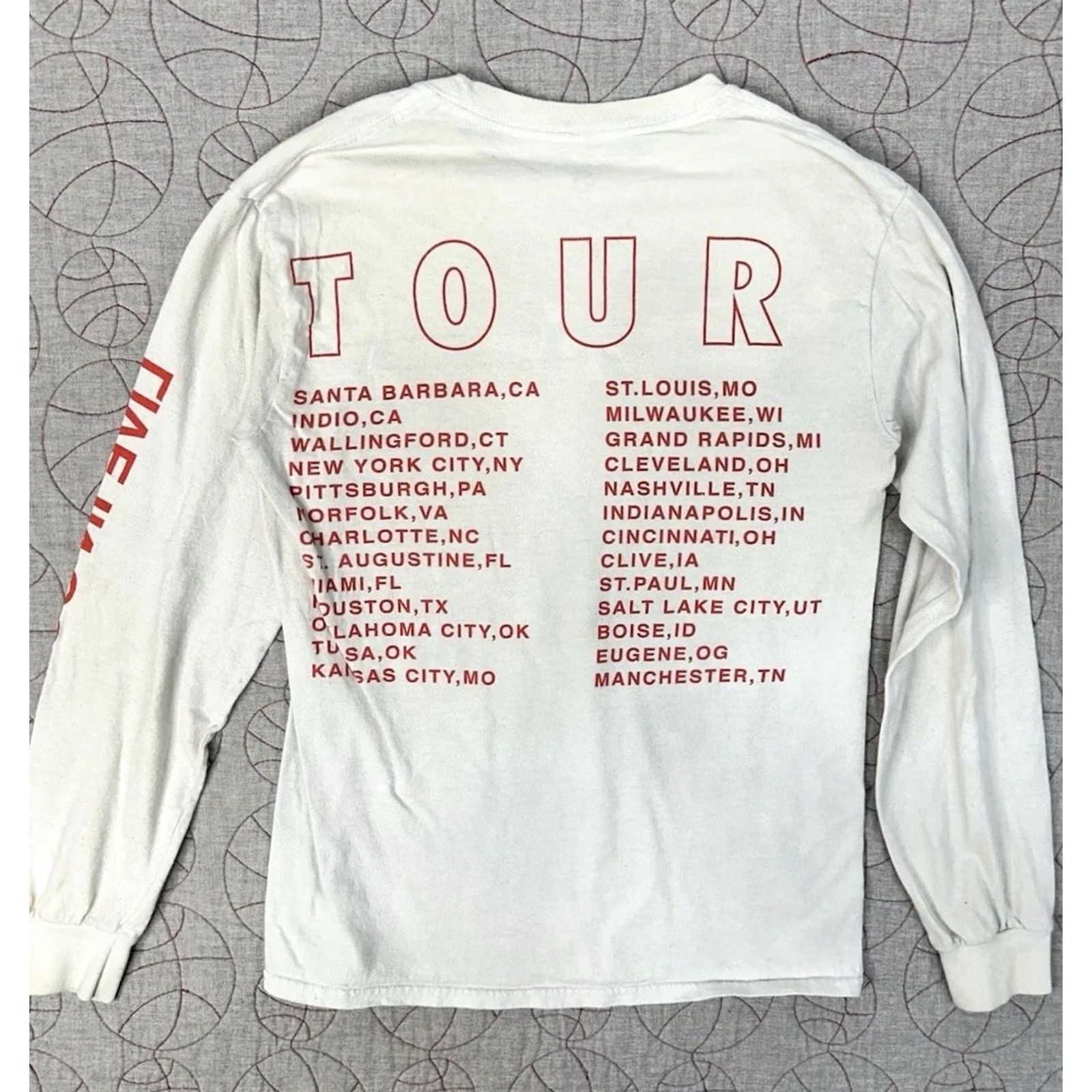 Travis Scott Travis Scott Birds Eye View Tour Live In Concert LS Tee White Size S Long Sleeve Shirt Men Boys? Size US S / EU 44-46 / 1 - 5 Thumbnail