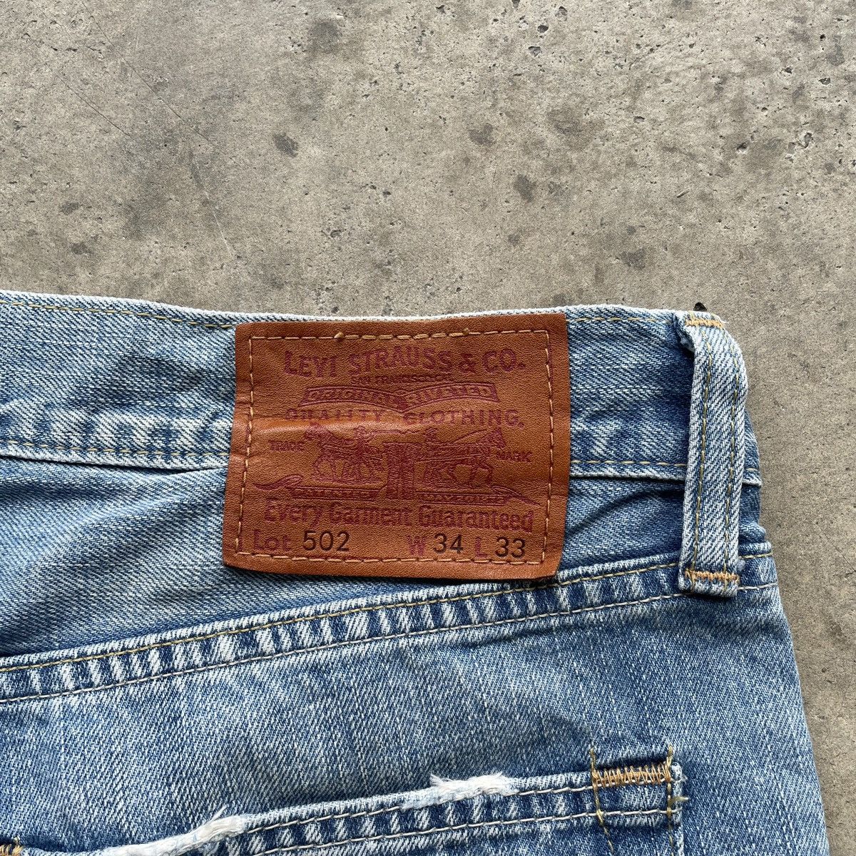 Levi's Levi’s 502 Light Wash Blue Distressed Jeans Pants Faded W34 Size US 34 / EU 50 - 11 Thumbnail