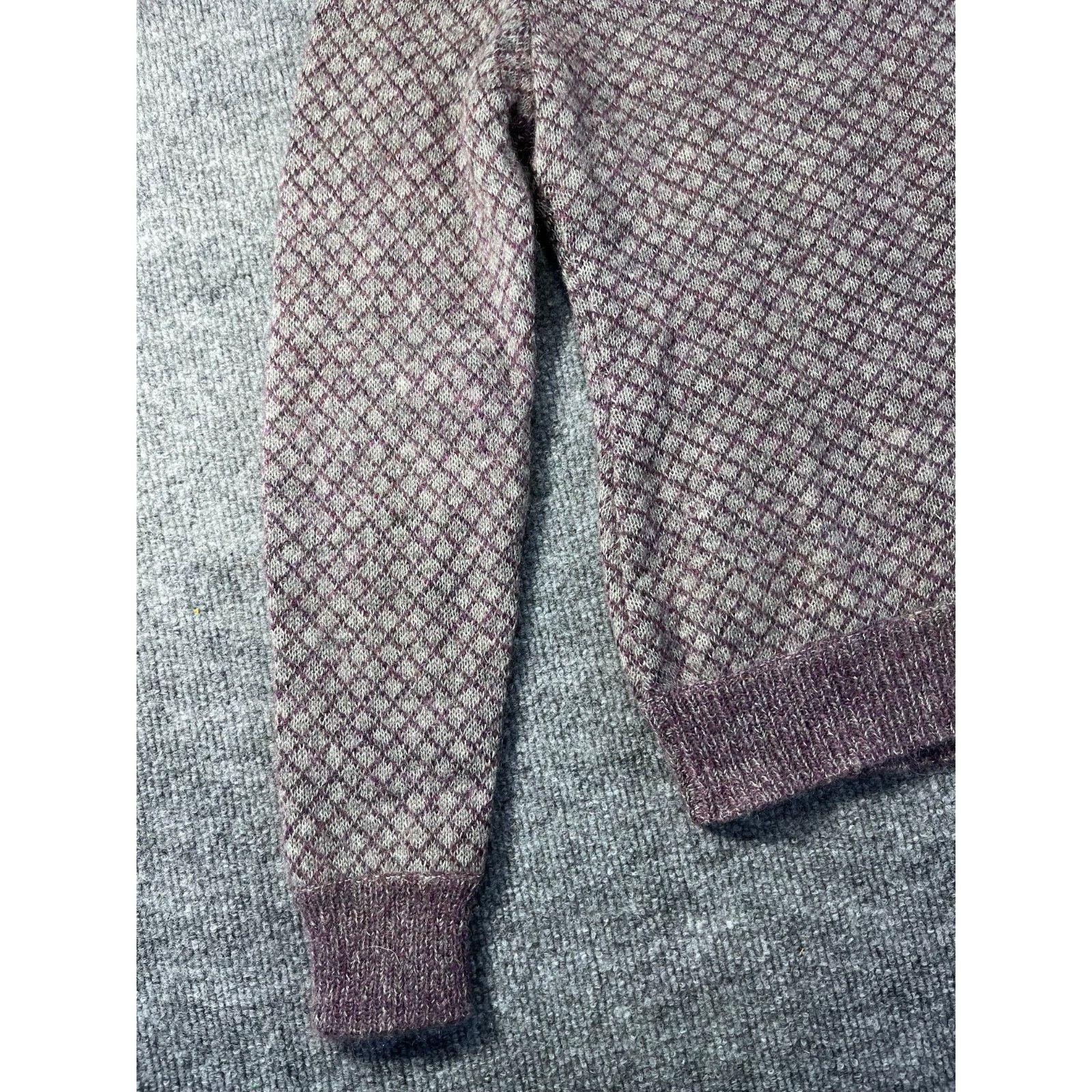 Valentino VTG Valentino Boutique Purple/Gray cardigan Sweater Wool S Size S / US 4 / IT 40 - 20 Thumbnail