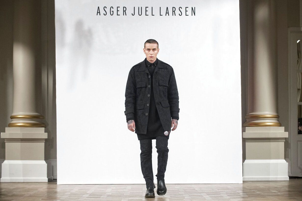 Asger Juel Larsen Asger Juel Larsen Black Camo Trousers Size US 30 / EU 46 - 4 Thumbnail
