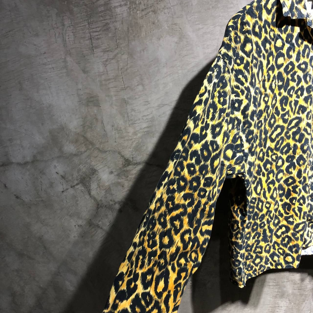 Versus Versace Versace Versus Leopard print button down long sleeves Size US M / EU 48-50 / 2 - 7 Thumbnail