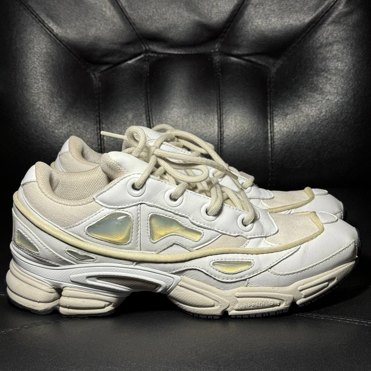 Adidas × Raf Simons Adidas Raf Simons Ozweego Cream White Size US 7 / EU 40 - 1 Thumbnail