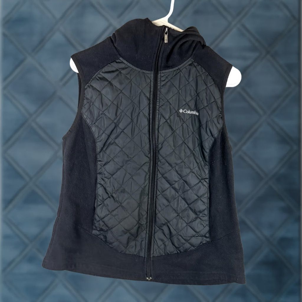 Vintage Columbia Womens Vest Black Quilted Hooded Fleece Insulated Zip L Size L / US 10 / IT 46 - 1 Thumbnail
