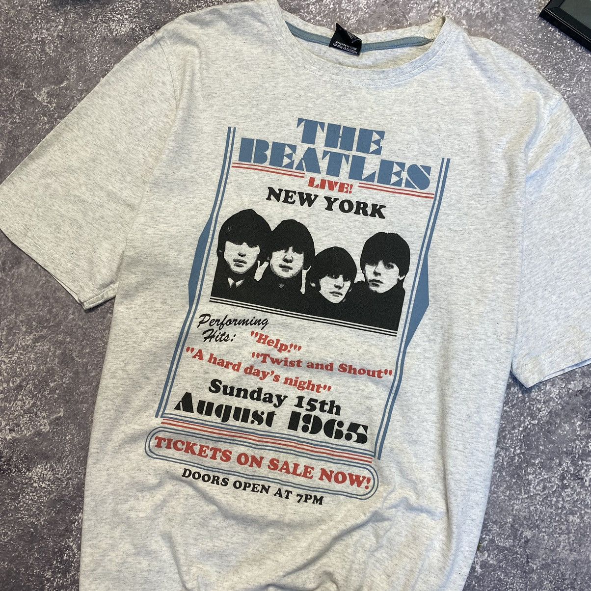 Band Tees Vintage The Beatles 2012 Big Logo Rock band tee Size US L / EU 52-54 / 3 - 3 Thumbnail