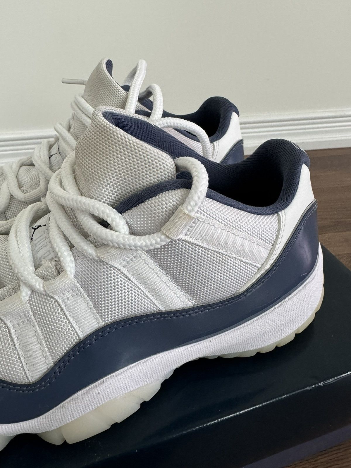 Jordan Brand Jordan 11 Retro Low Diffused Blue Size US 8 / EU 41 - 5 Thumbnail