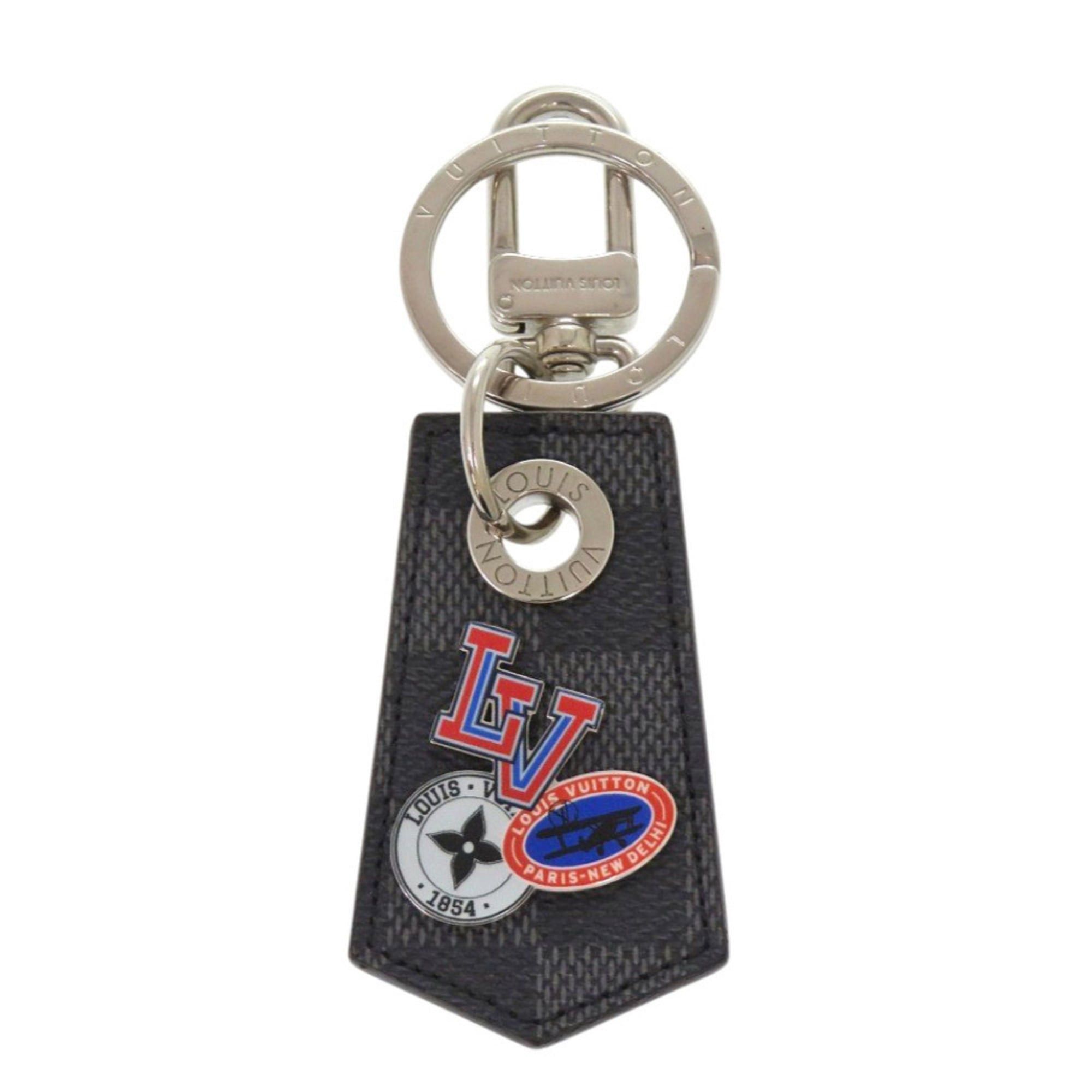 Louis Vuitton Excellent condition Louis Vuitton Porte-Clés Enchape LV League M62754 Damier Graphite Canvas Keychain 0980 Size ONE SIZE - 1 Thumbnail