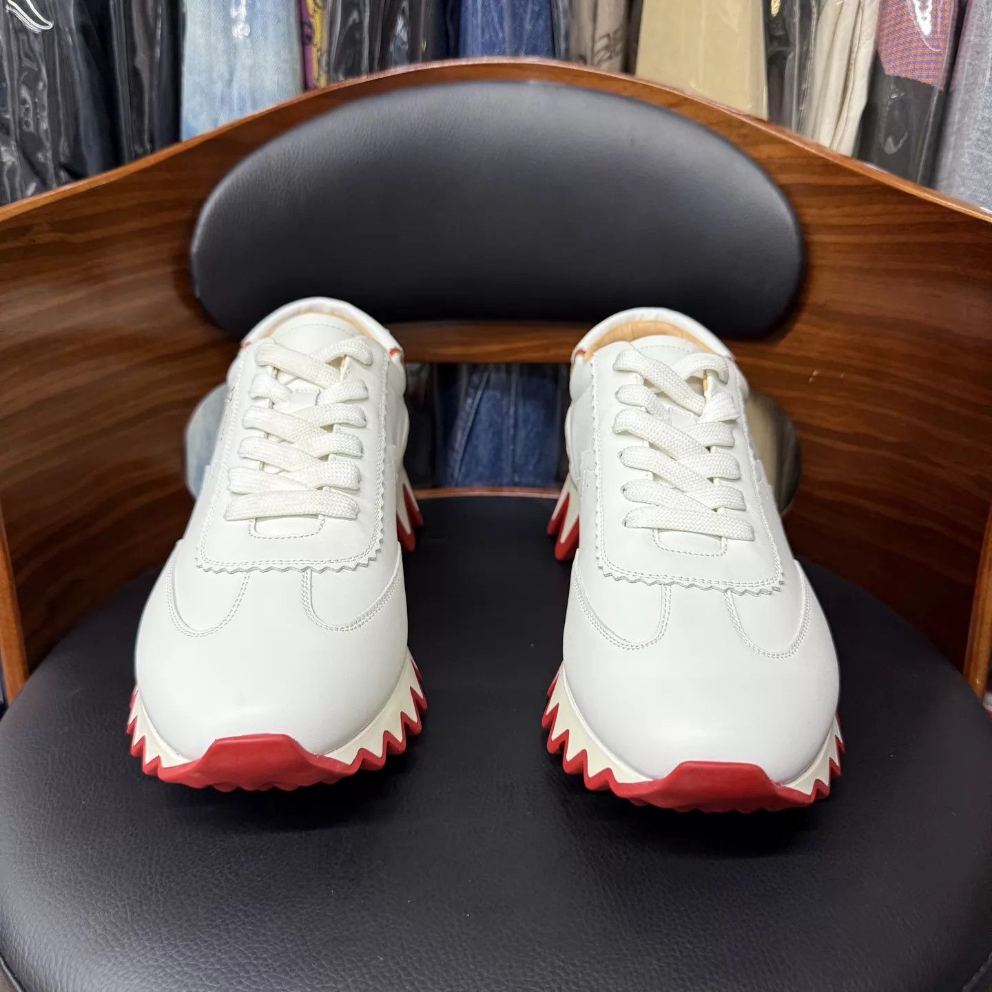 Christian Louboutin CL White Leather Red Sole Sneaker 40 Like New Size US 7 / EU 40 - 2 Thumbnail