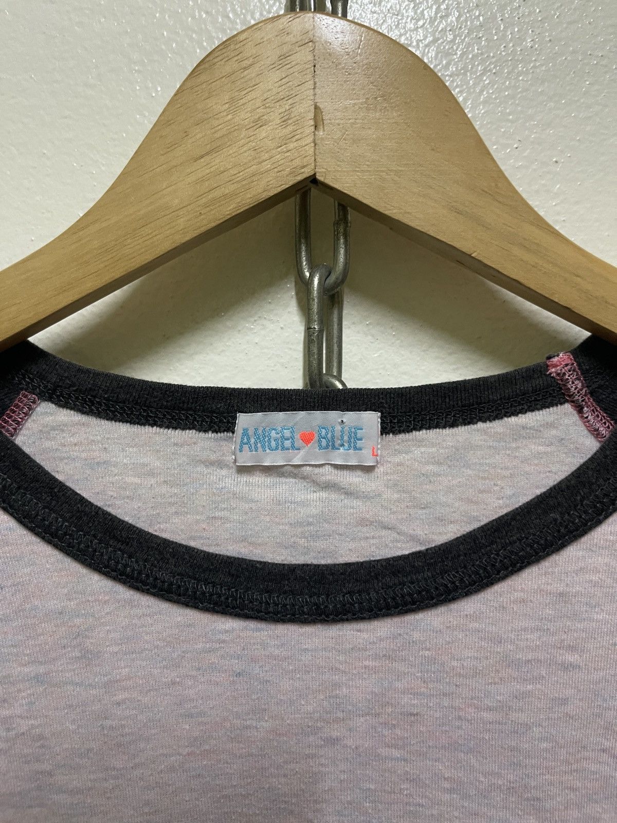 Angel Blue × Japanese Brand × Vintage Angel Blue Raglan T Shirt Size L / US 10 / IT 46 - 9 Thumbnail