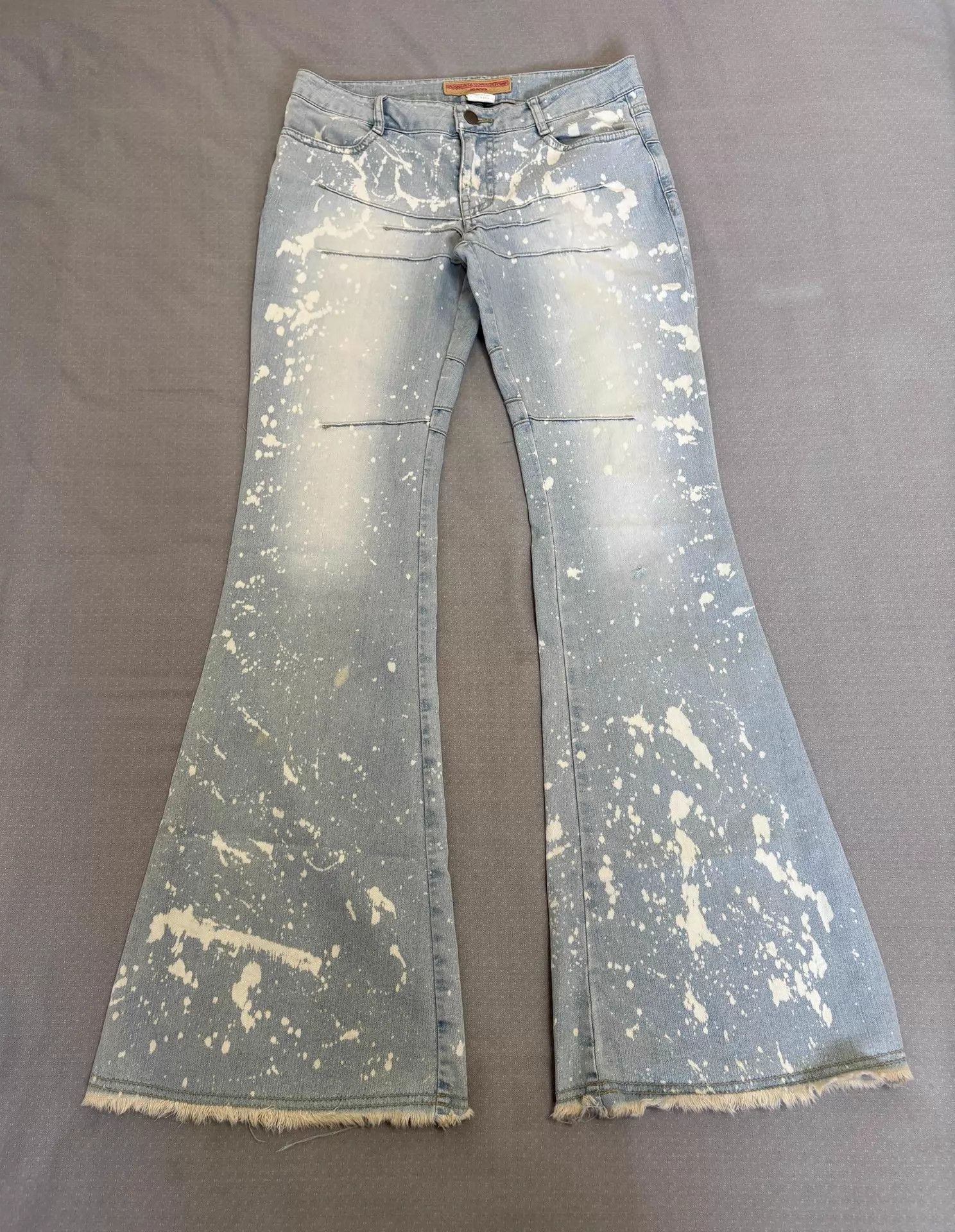 Other Vintage Japanese Denim Bellbottom Splatter Raw Hem Size 27" / US 4 / IT 40 - 1 Thumbnail